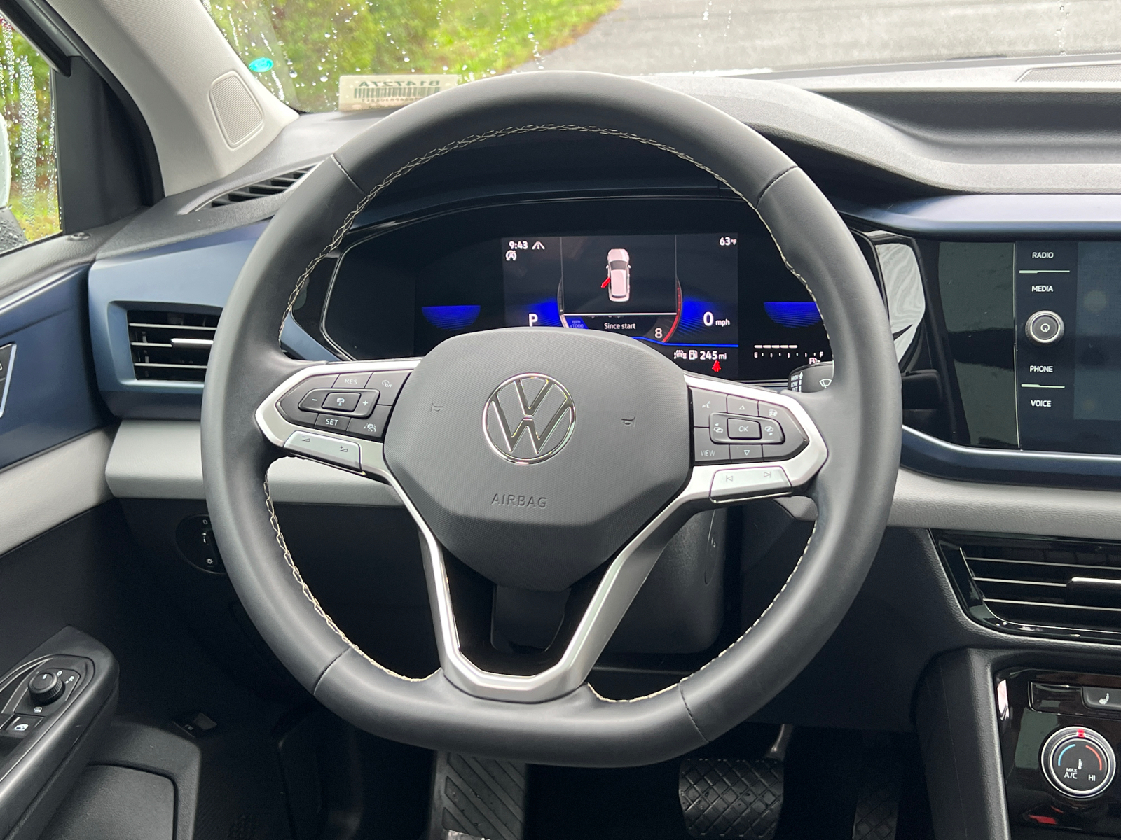 2023 Volkswagen Taos 1.5T SE 18