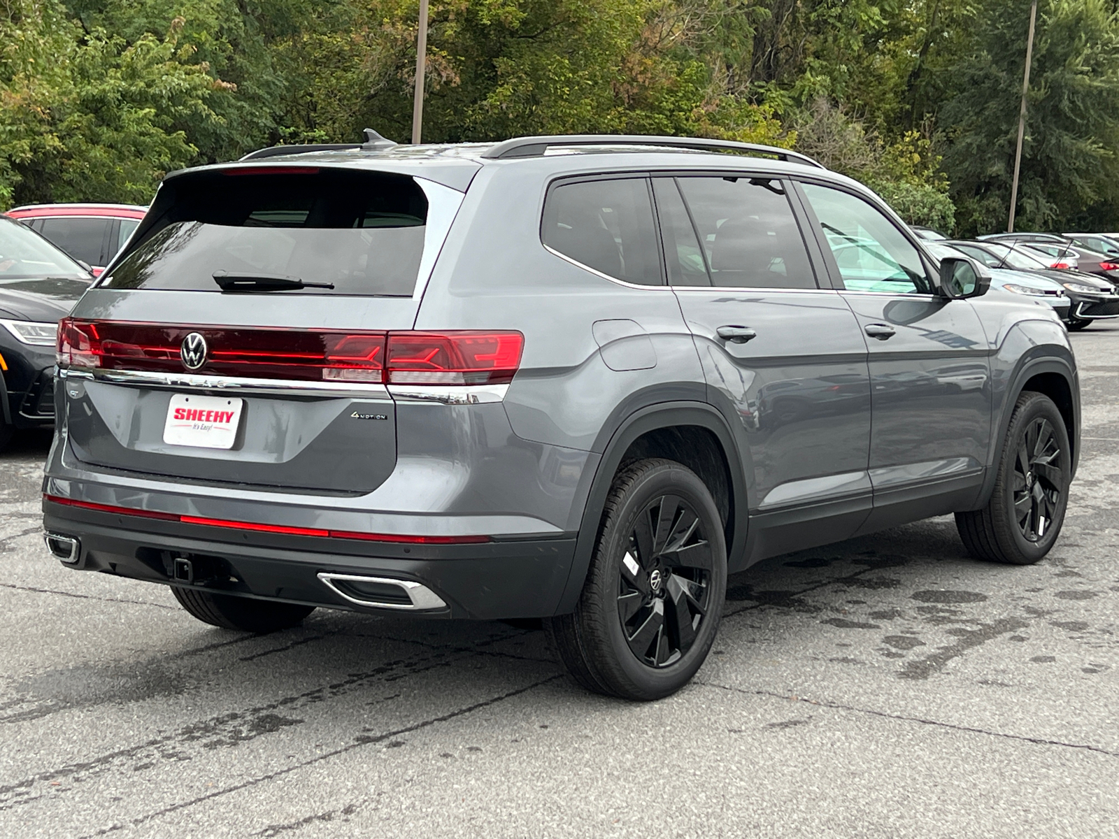 2024 Volkswagen Atlas 2.0T SE w/Technology 3