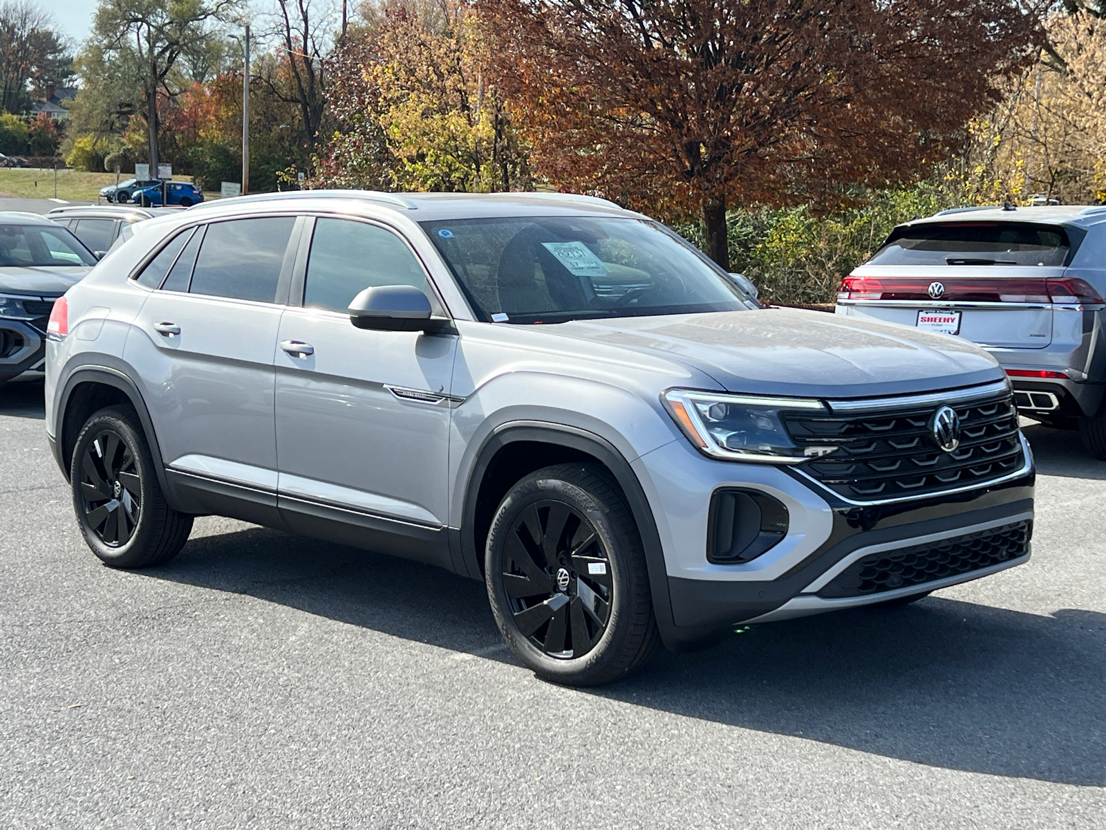 2024 Volkswagen Atlas Cross Sport 2.0T SE w/Technology 1