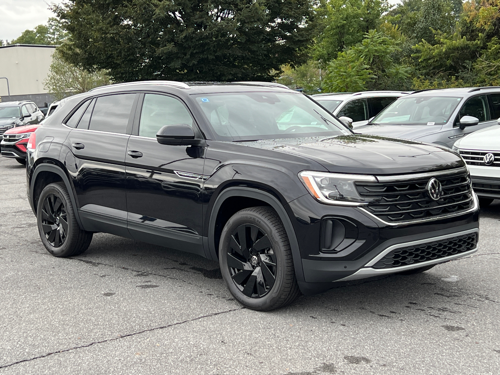 2024 Volkswagen Atlas Cross Sport 2.0T SE w/Technology 1