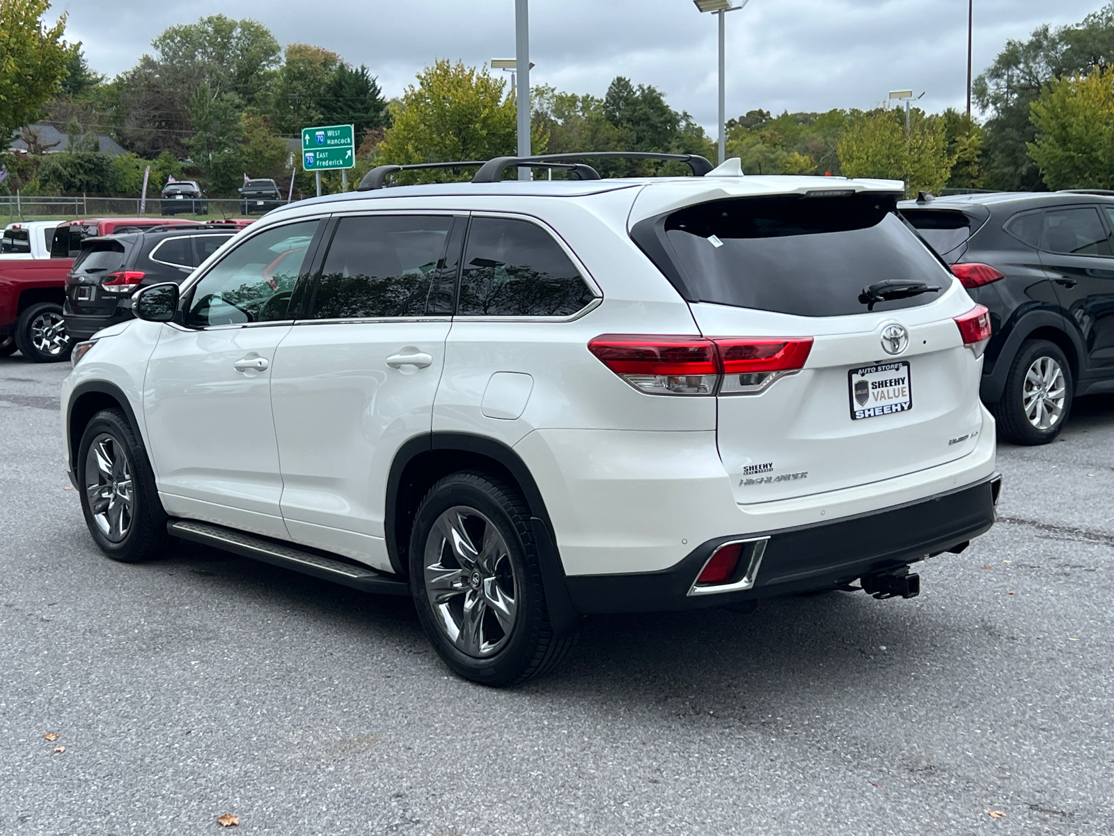 2017 Toyota Highlander Limited 4