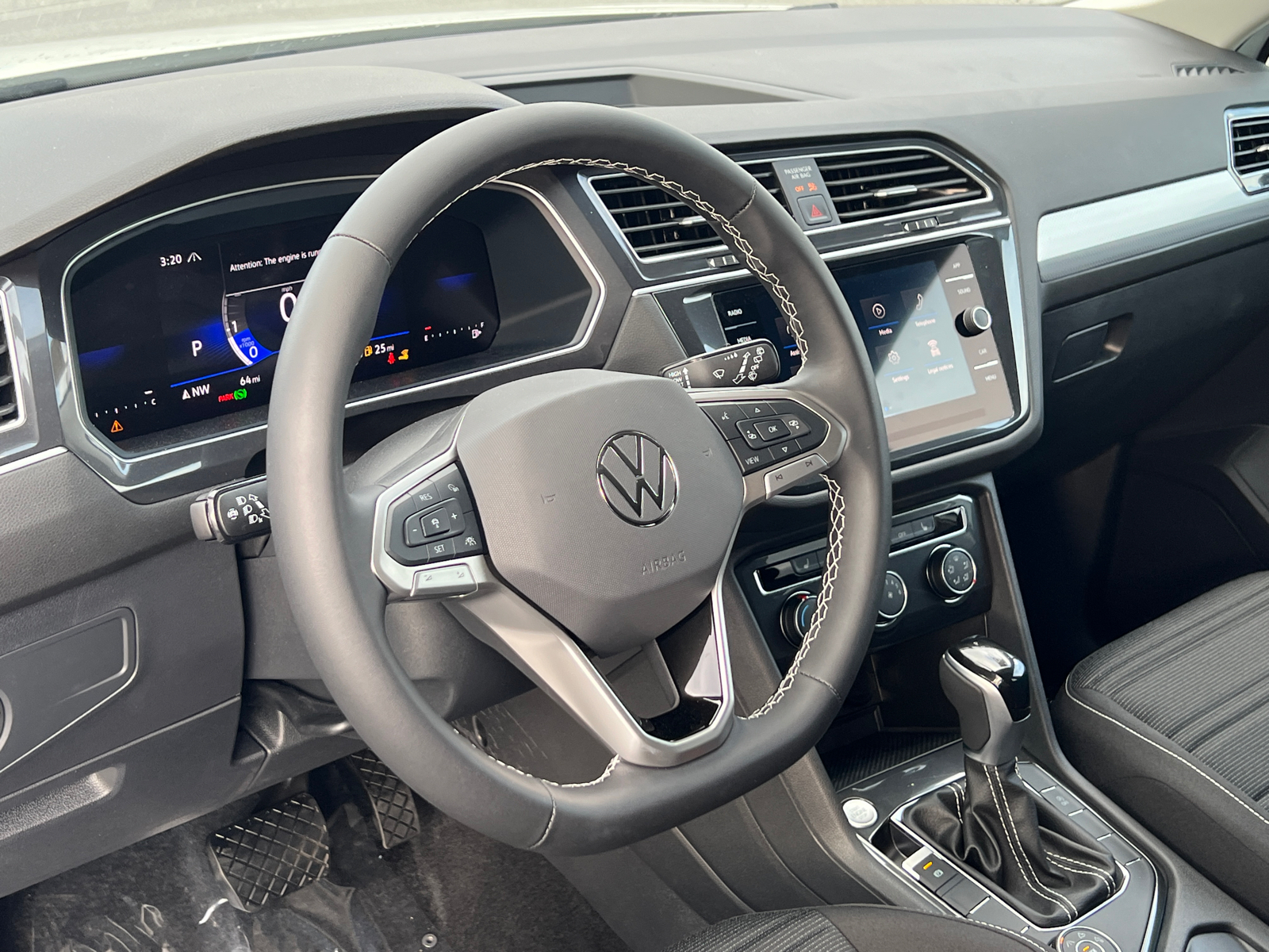 2024 Volkswagen Tiguan 2.0T S 10