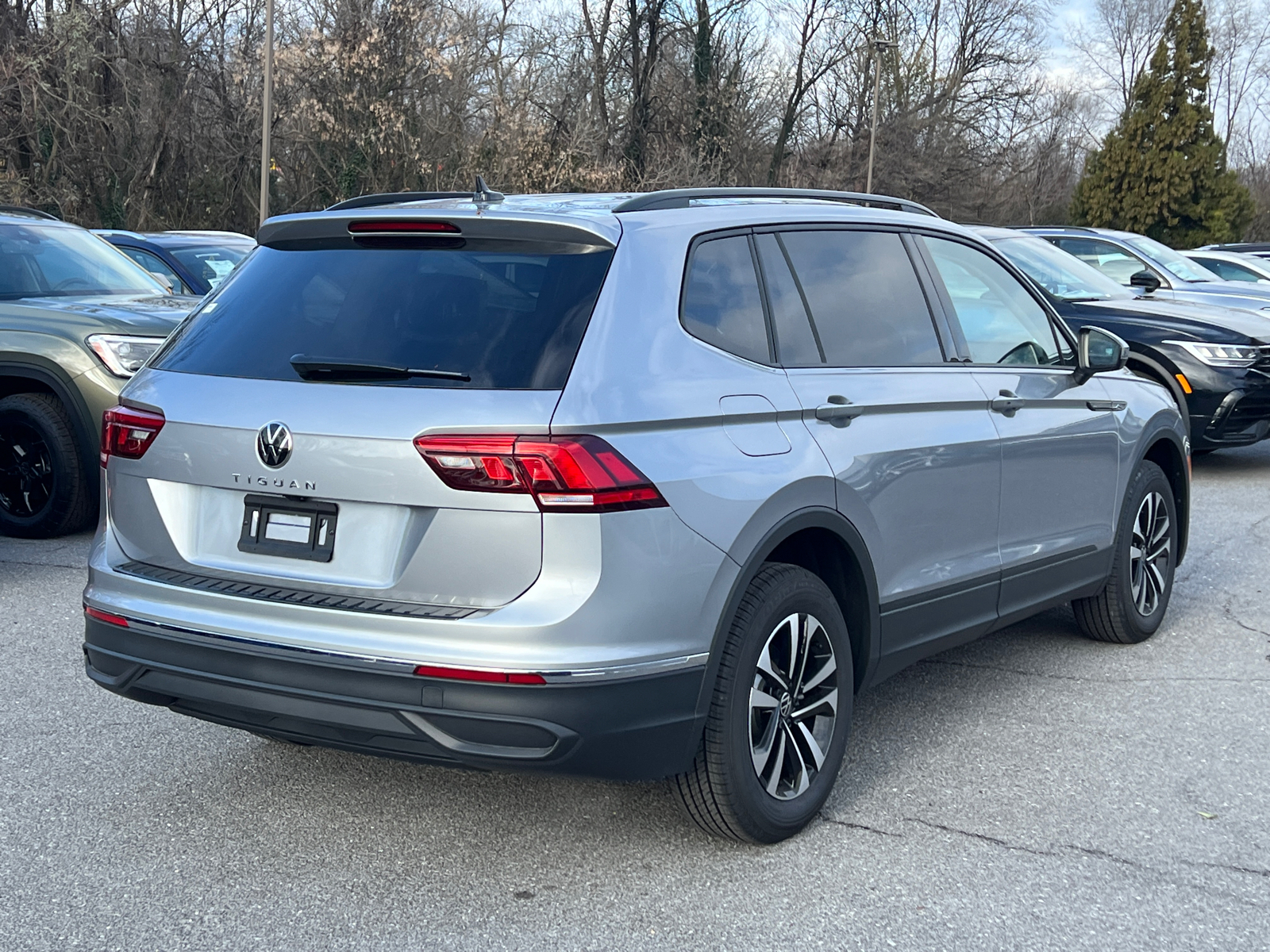 2024 Volkswagen Tiguan 2.0T S 3