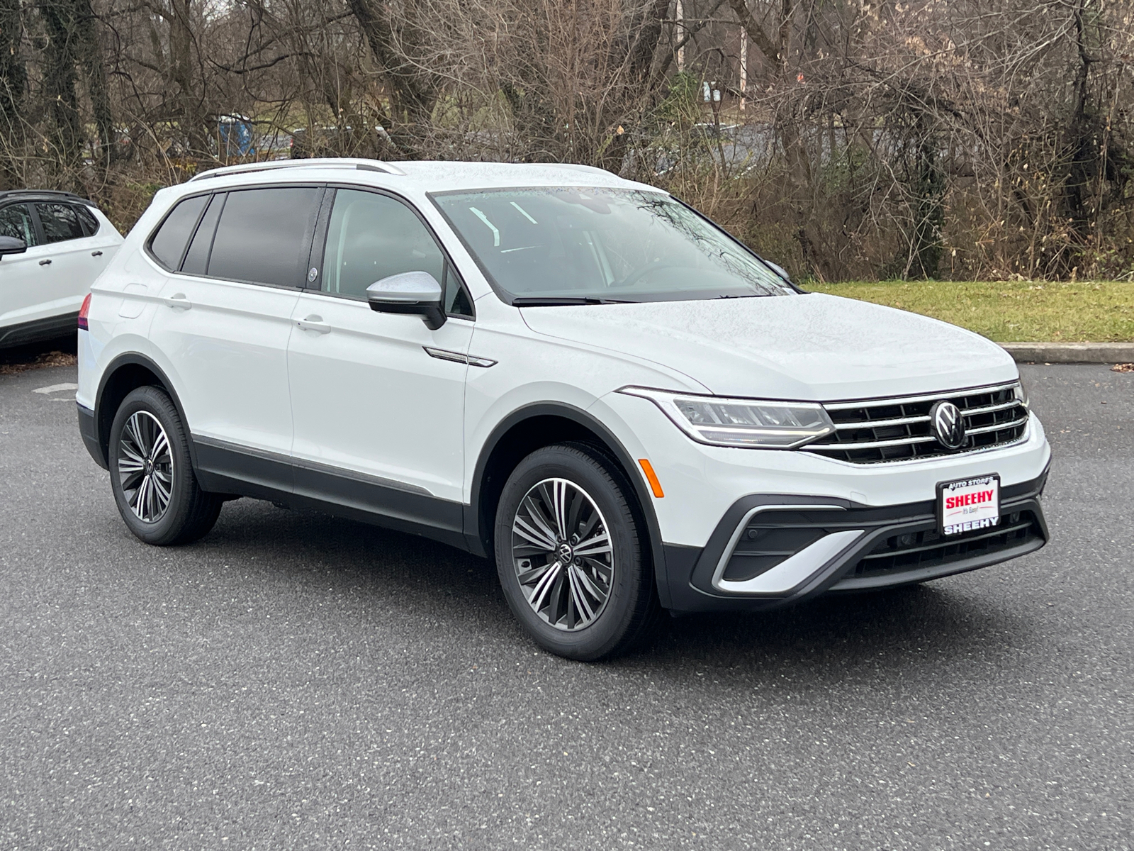 2024 Volkswagen Tiguan Wolfsburg 1