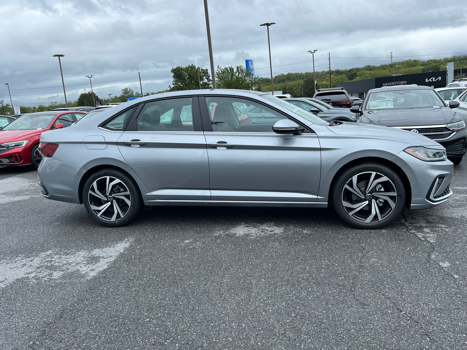 2025 Volkswagen Jetta 1.5T SEL 2