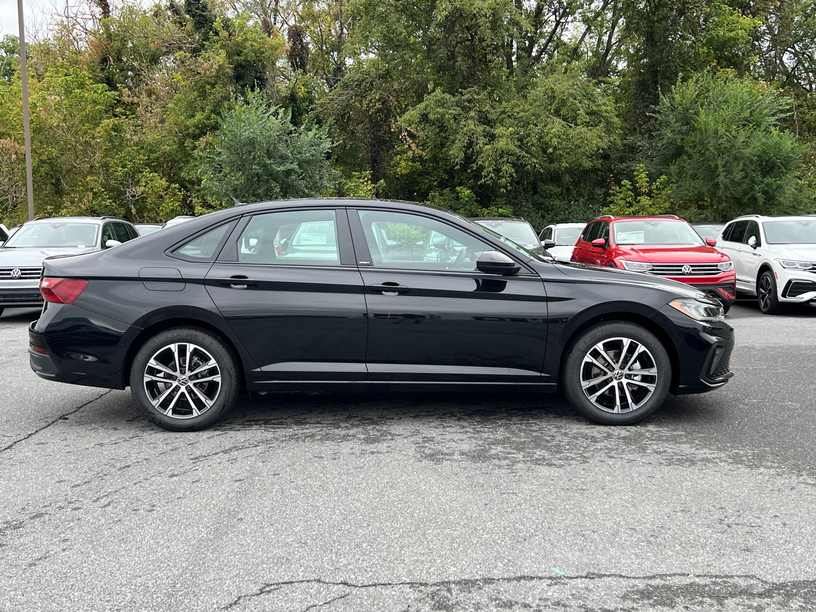 2025 Volkswagen Jetta 1.5T Sport 2