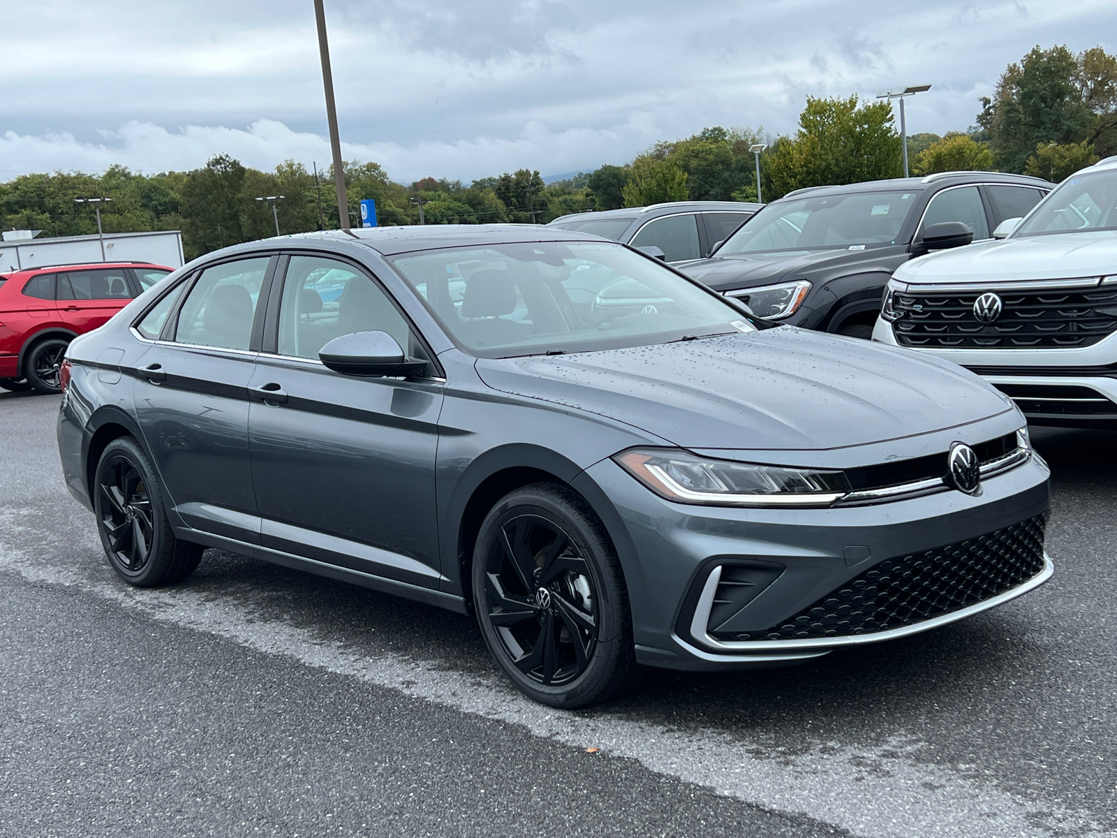 2025 Volkswagen Jetta 1.5T SE 1