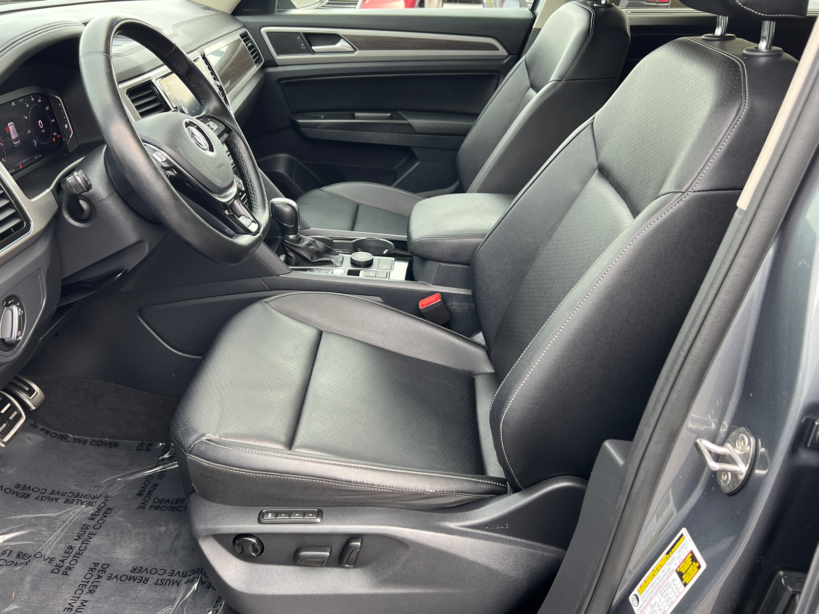 2019 Volkswagen Atlas 3.6L V6 SEL R-Line 26