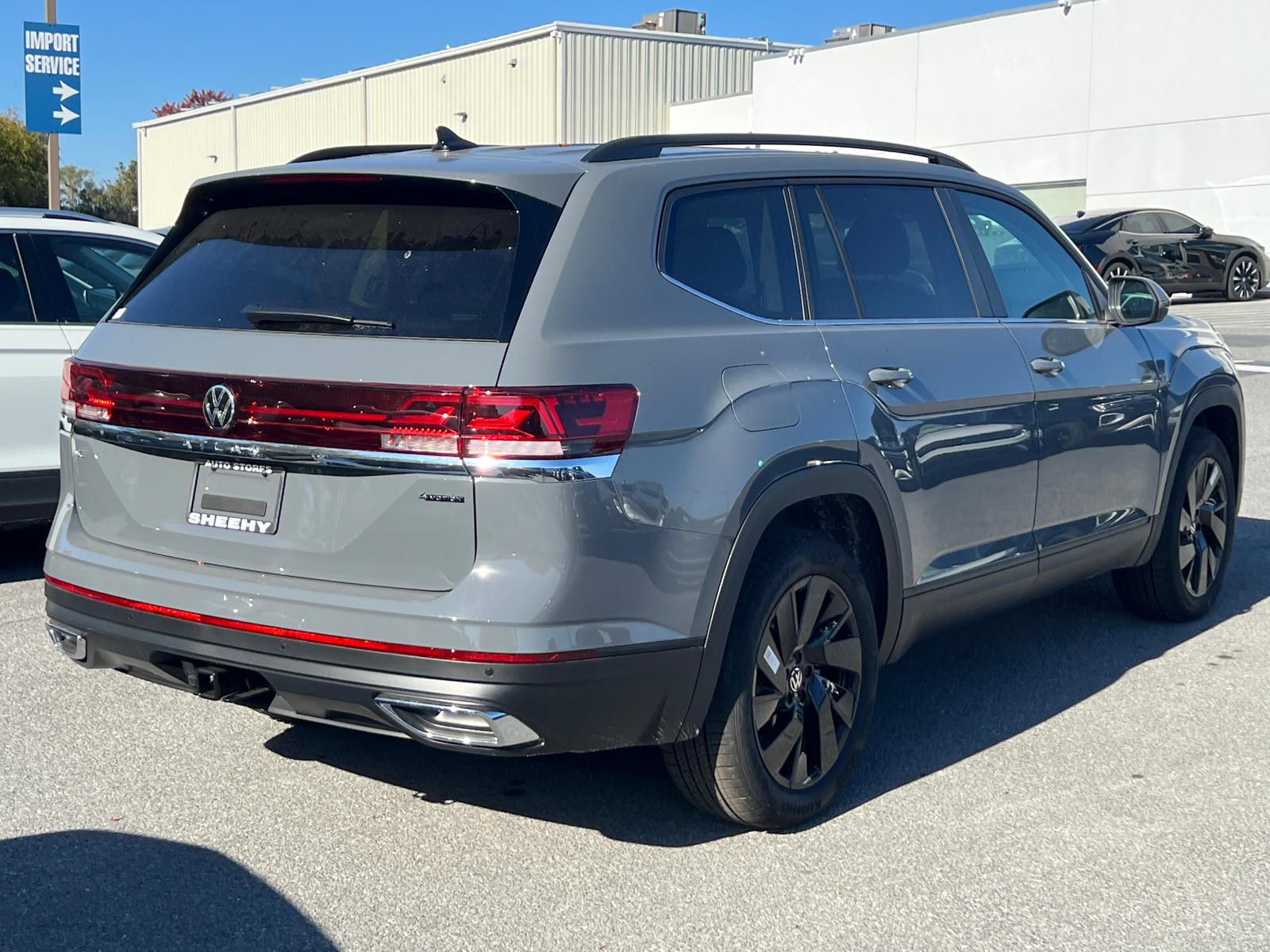 2025 Volkswagen Atlas 2.0T SE w/Technology 3