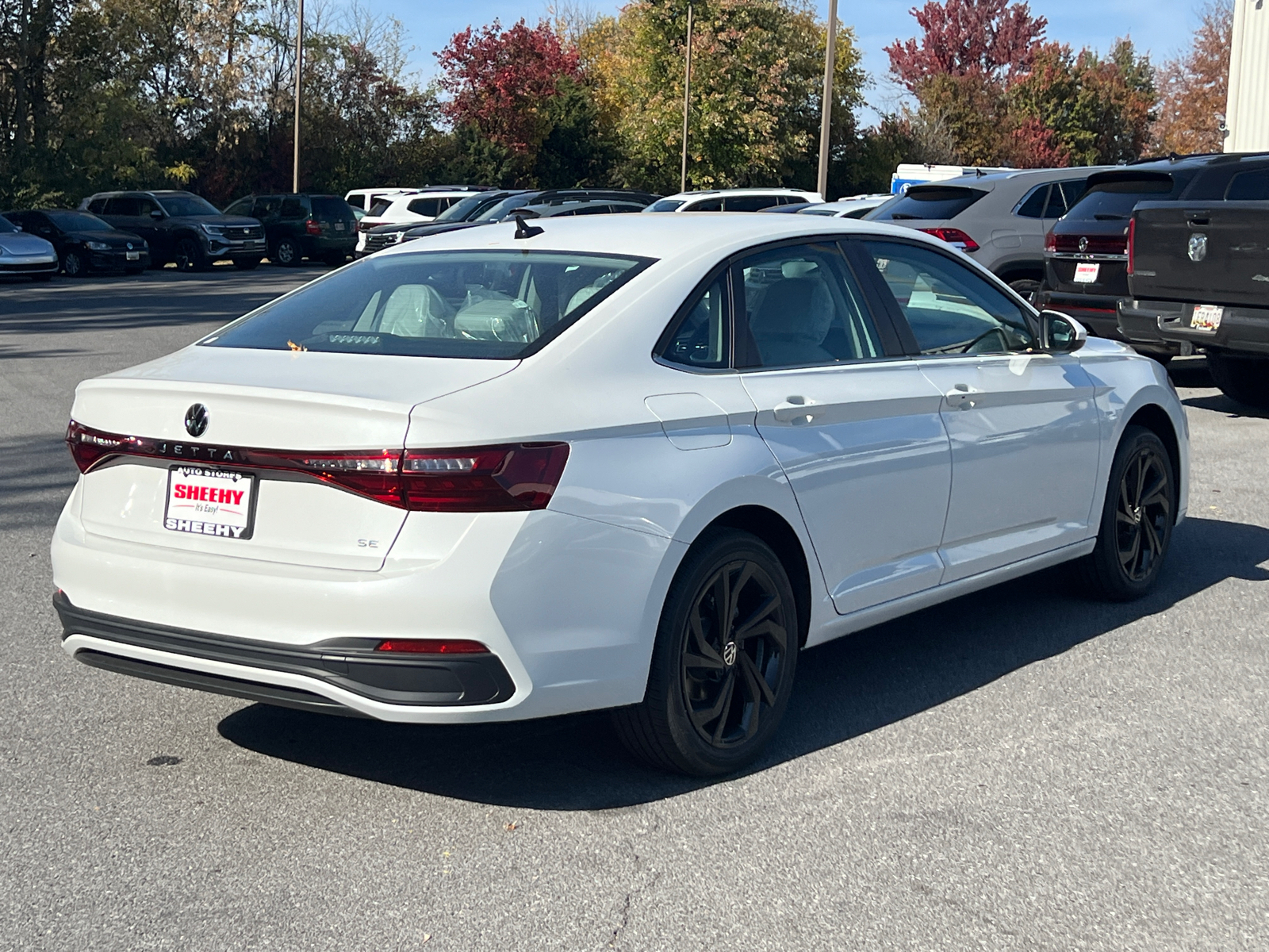 2025 Volkswagen Jetta 1.5T SE 3