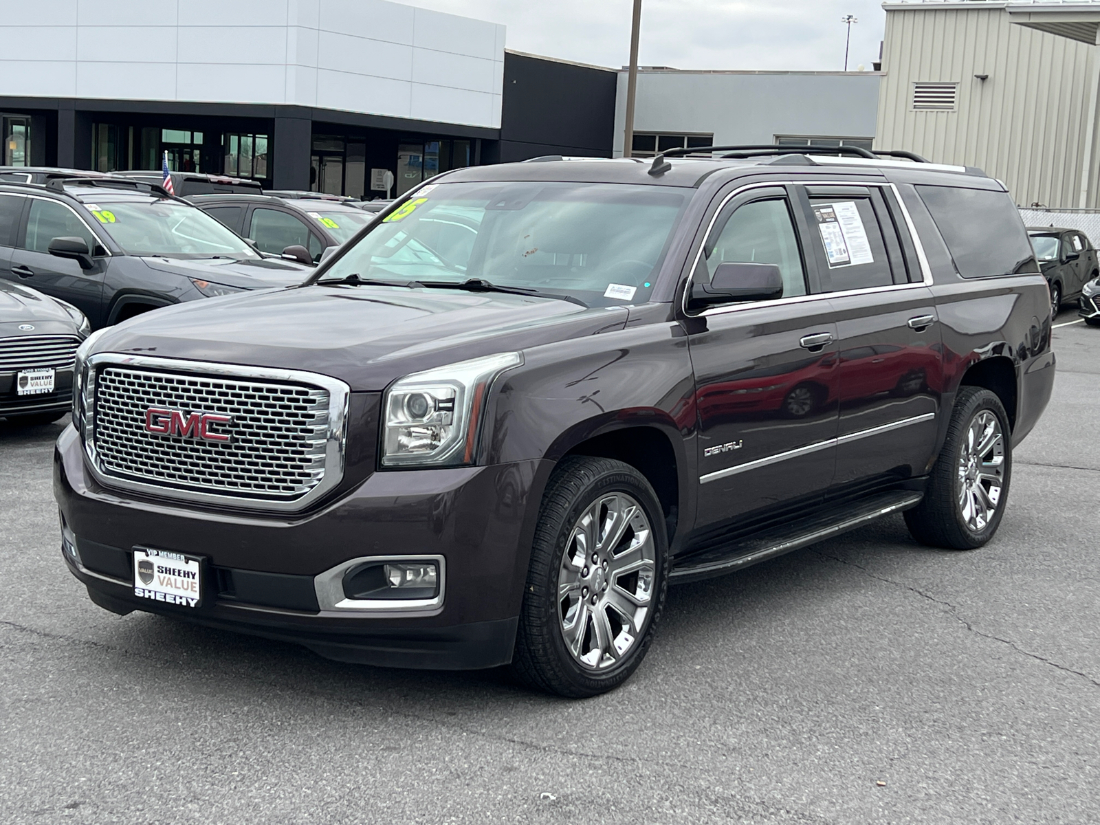 2015 GMC Yukon XL Denali 2