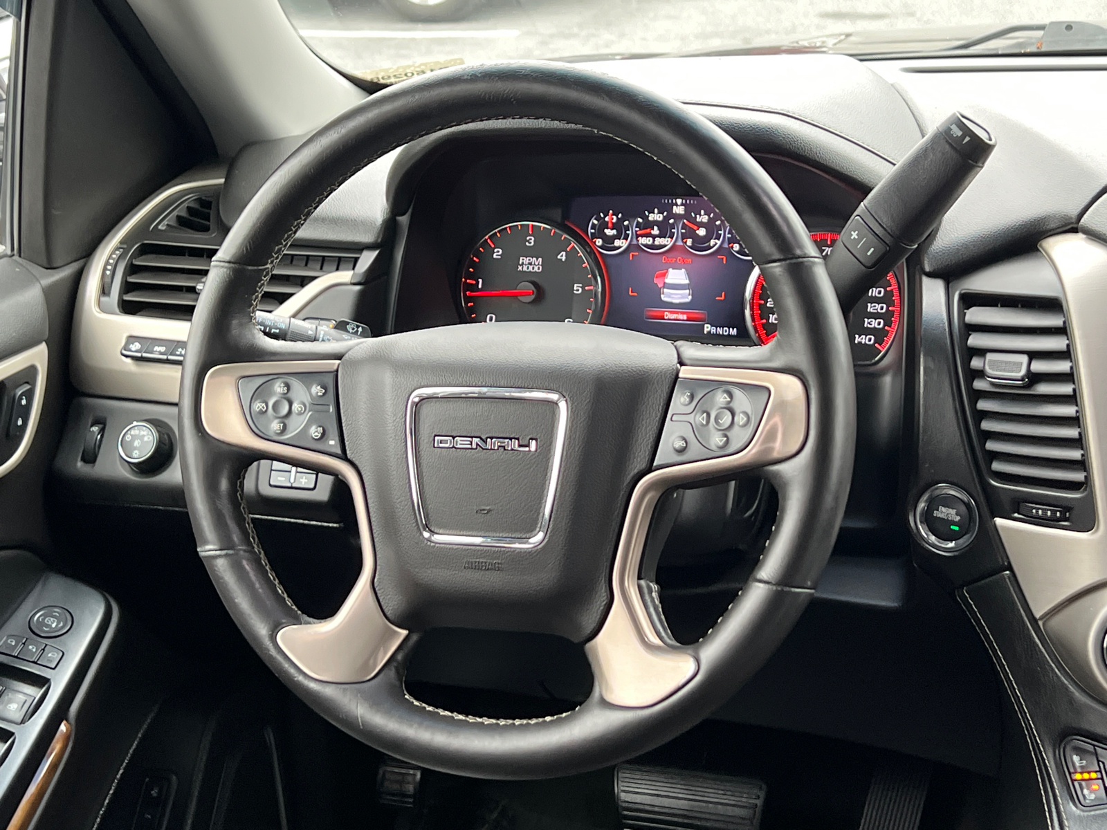 2015 GMC Yukon XL Denali 22