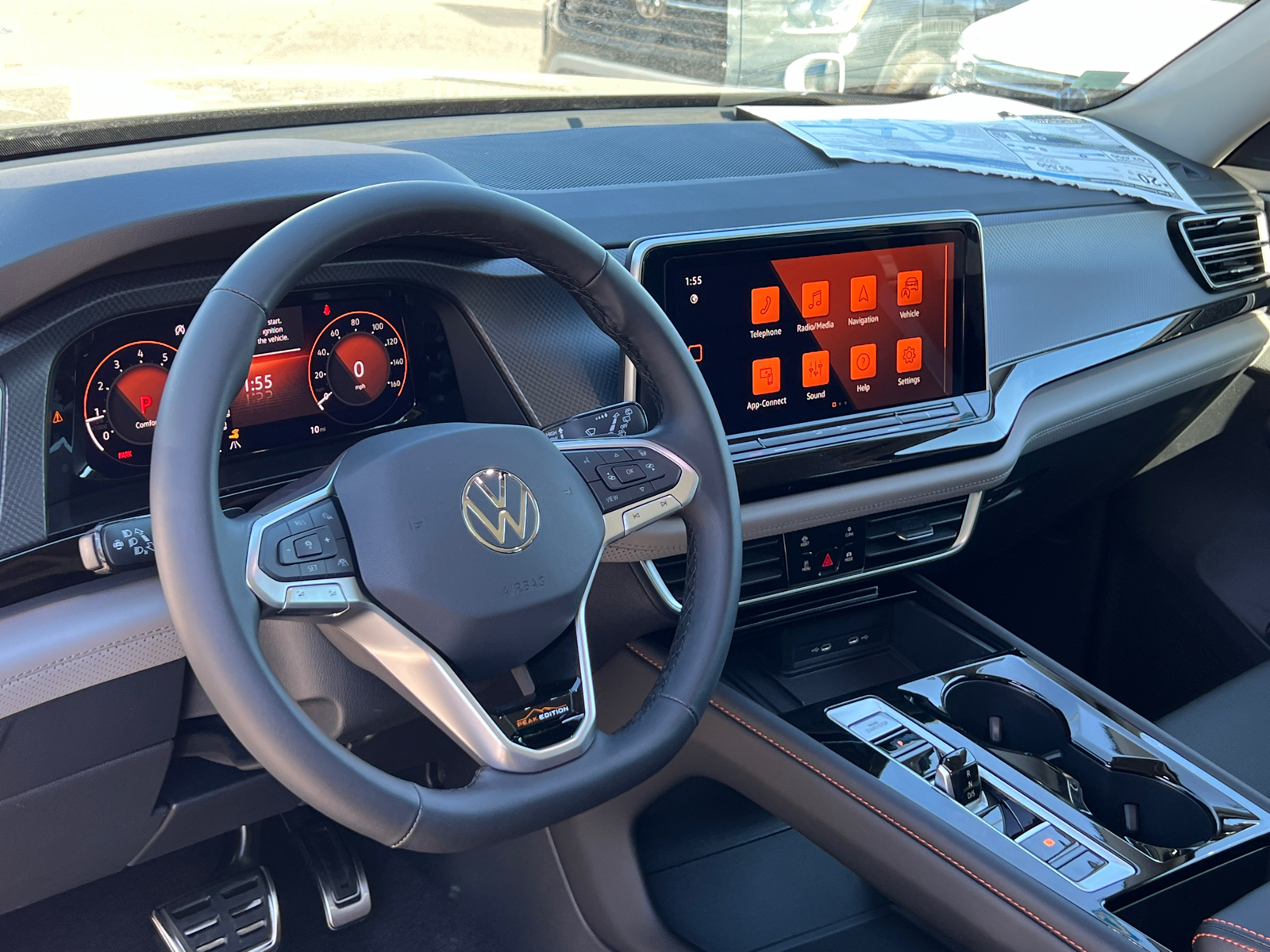 2025 Volkswagen Atlas  11