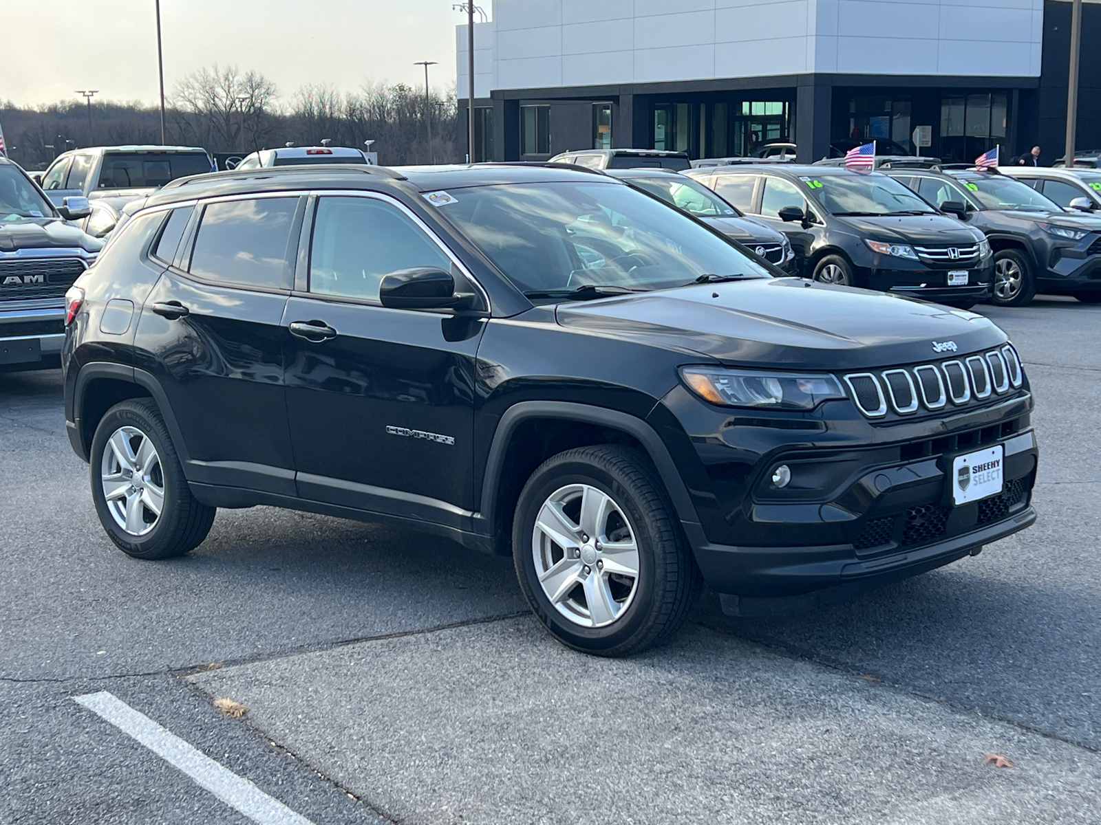 2022 Jeep Compass Latitude 1