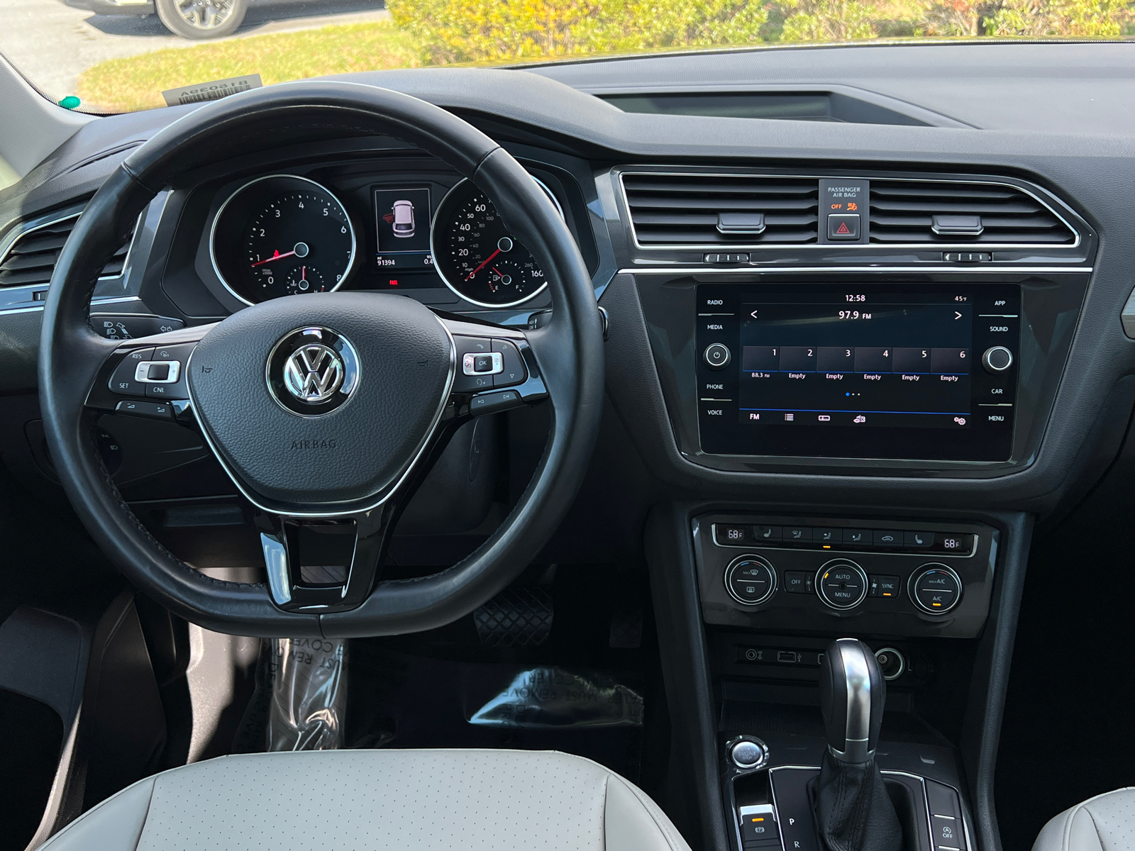 2018 Volkswagen Tiguan 2.0T SE 18