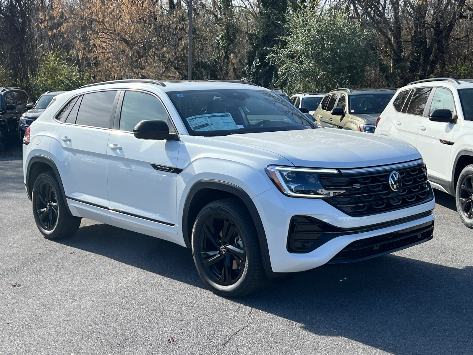 2025 Volkswagen Atlas Cross Sport 2.0T SEL R-Line 1