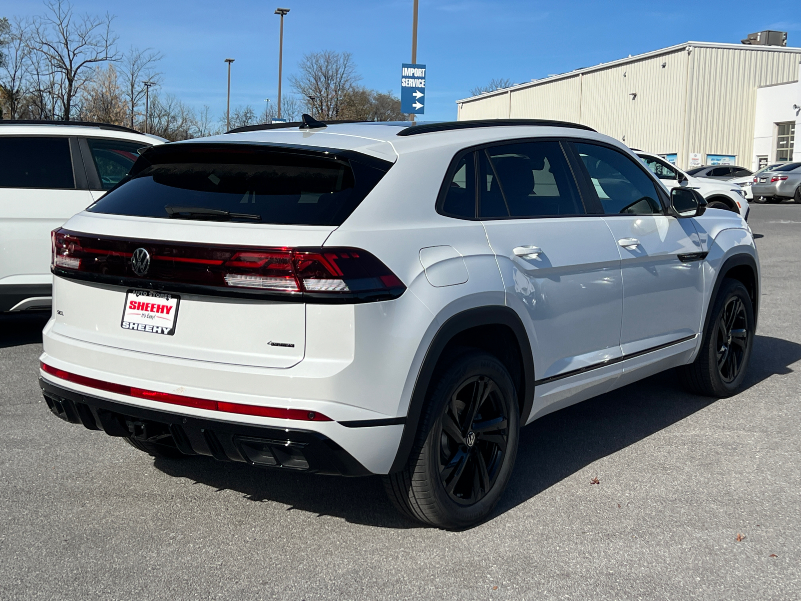 2025 Volkswagen Atlas Cross Sport 2.0T SEL R-Line 3