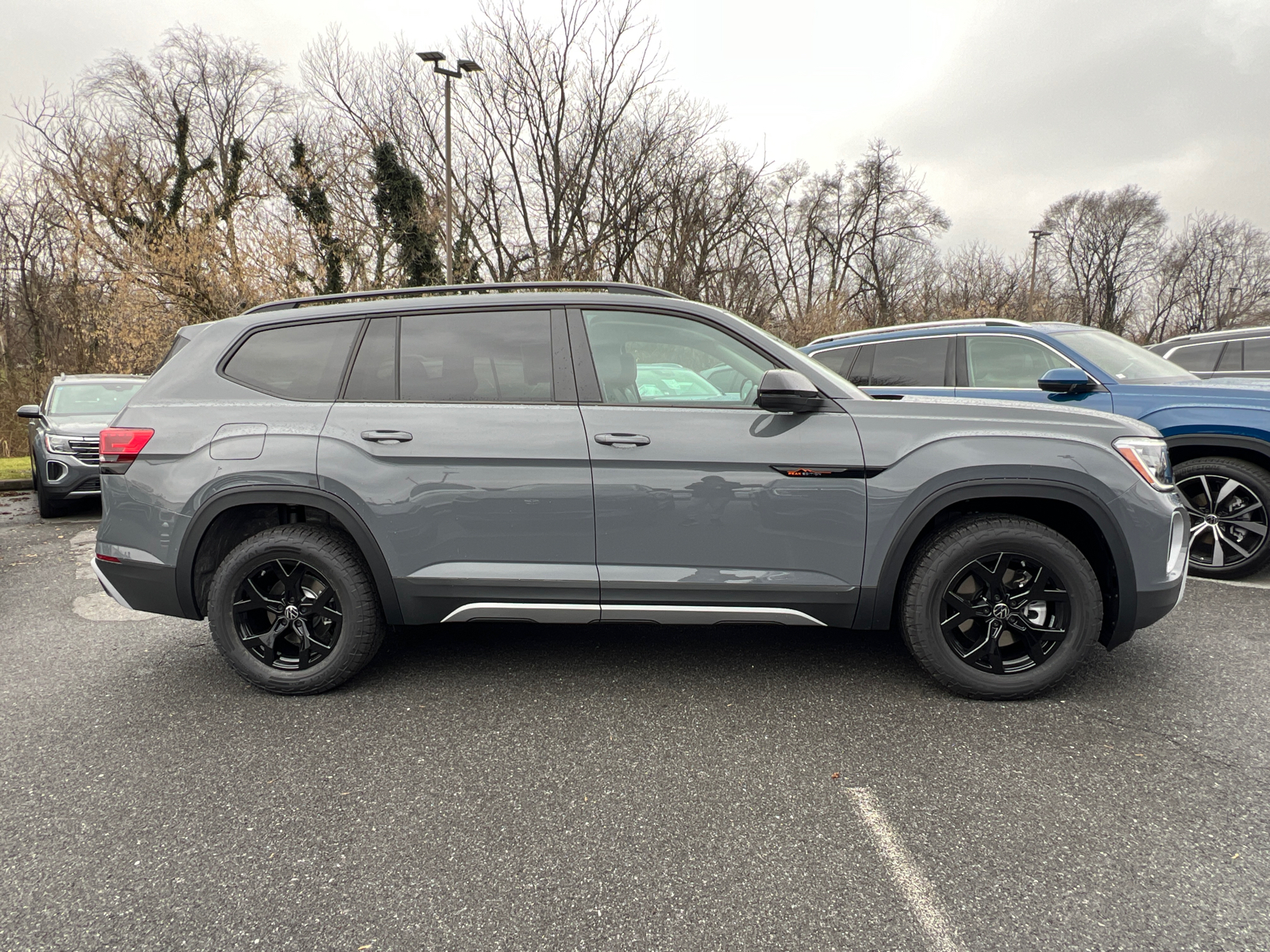 2025 Volkswagen Atlas  2