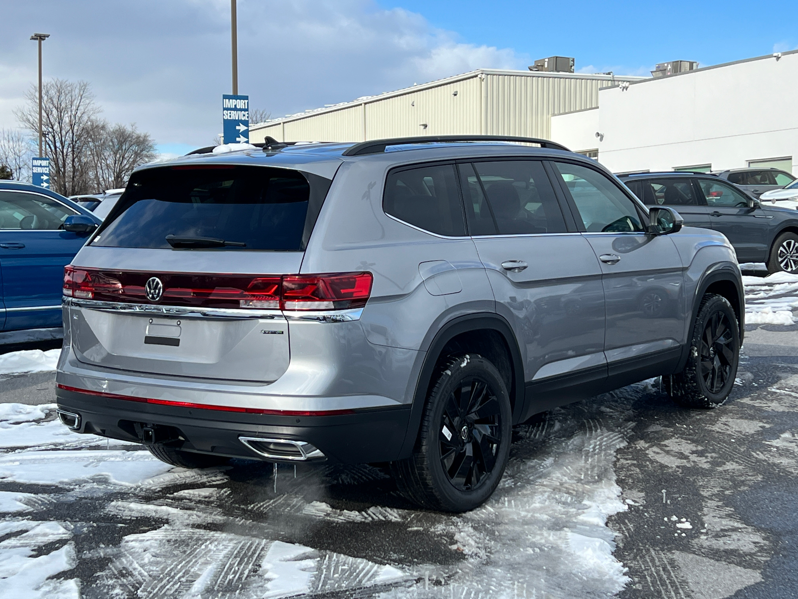 2025 Volkswagen Atlas 2.0T SE w/Technology 3