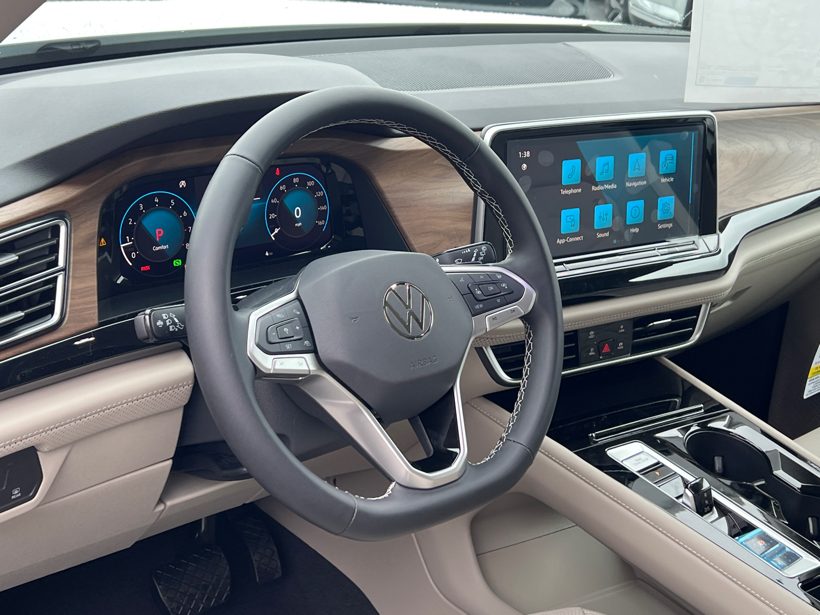 2025 Volkswagen Atlas 2.0T SE w/Technology 11