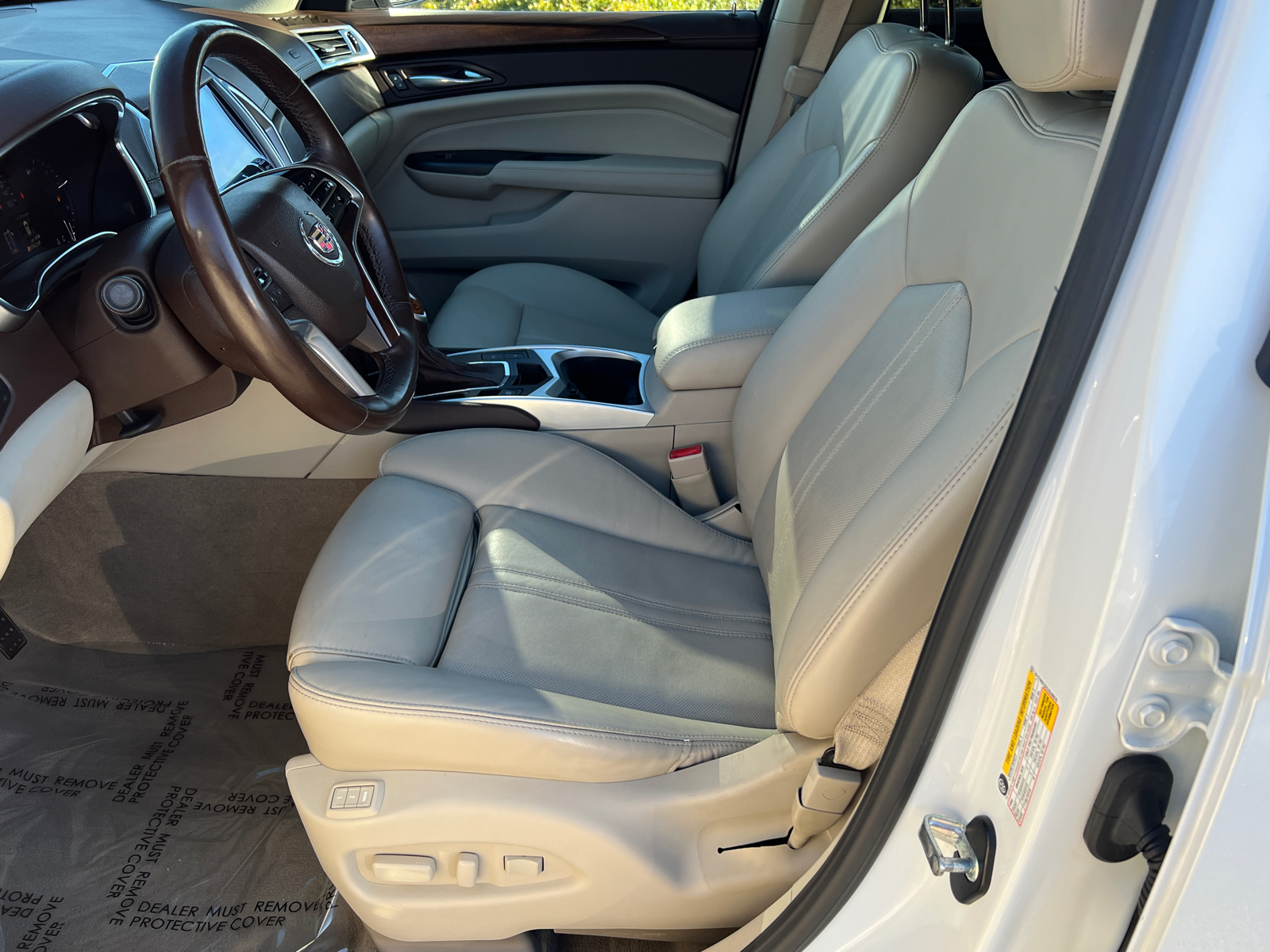 2016 Cadillac SRX Luxury 22