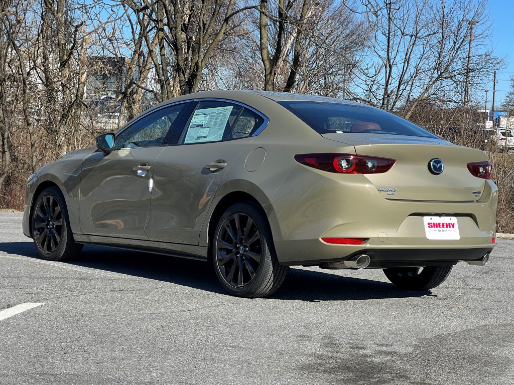 2024 Mazda Mazda3 2.5 Carbon Turbo 3