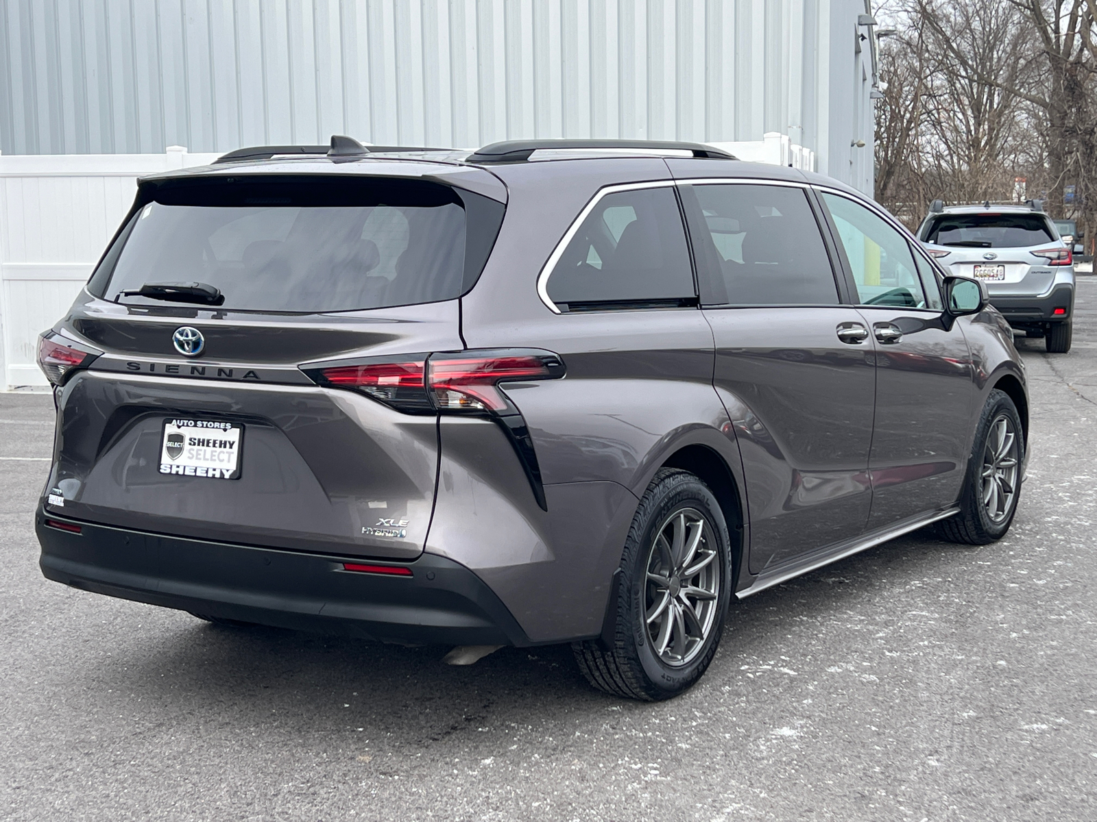 2022 Toyota Sienna XLE 5