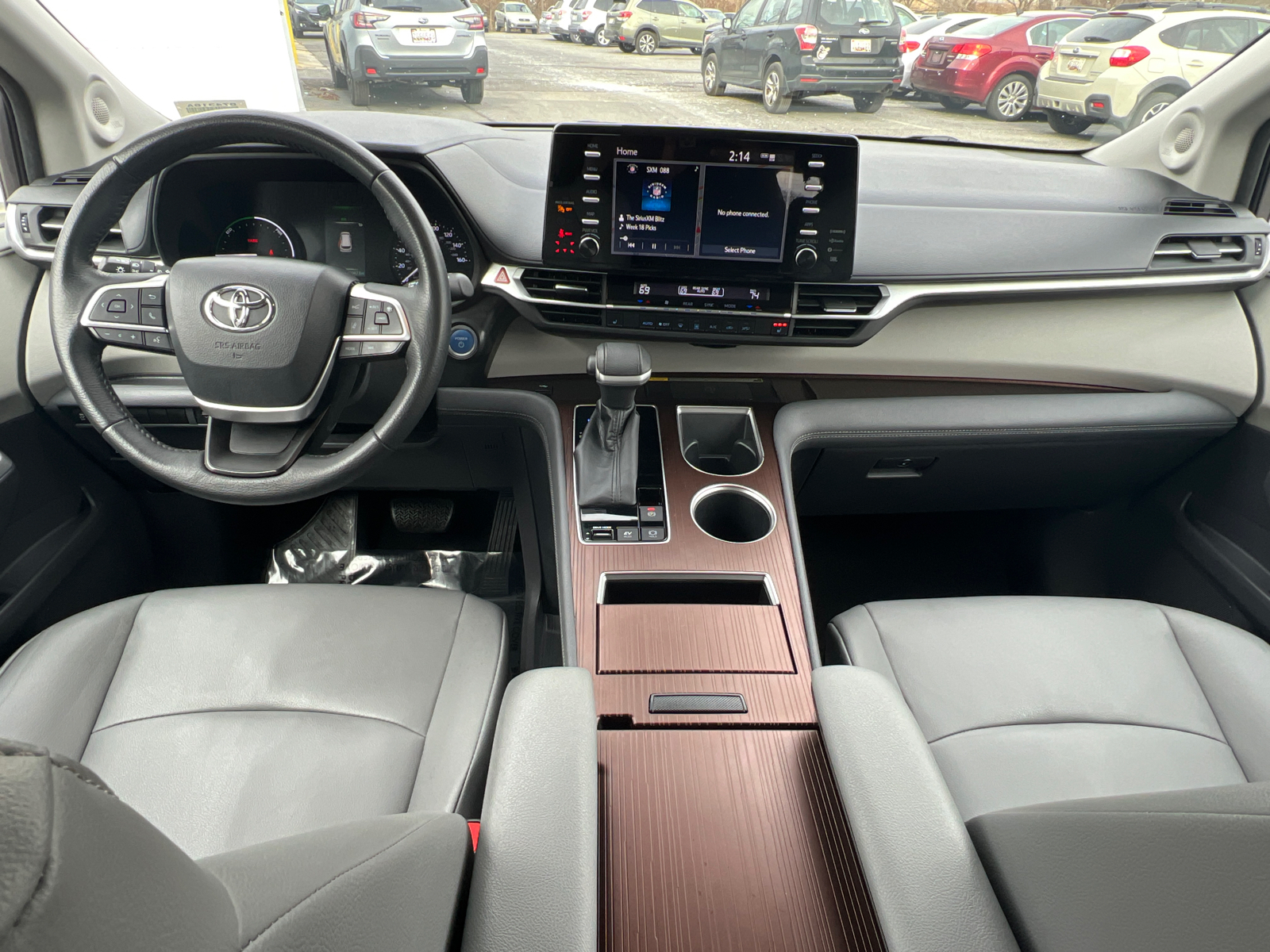 2022 Toyota Sienna XLE 20