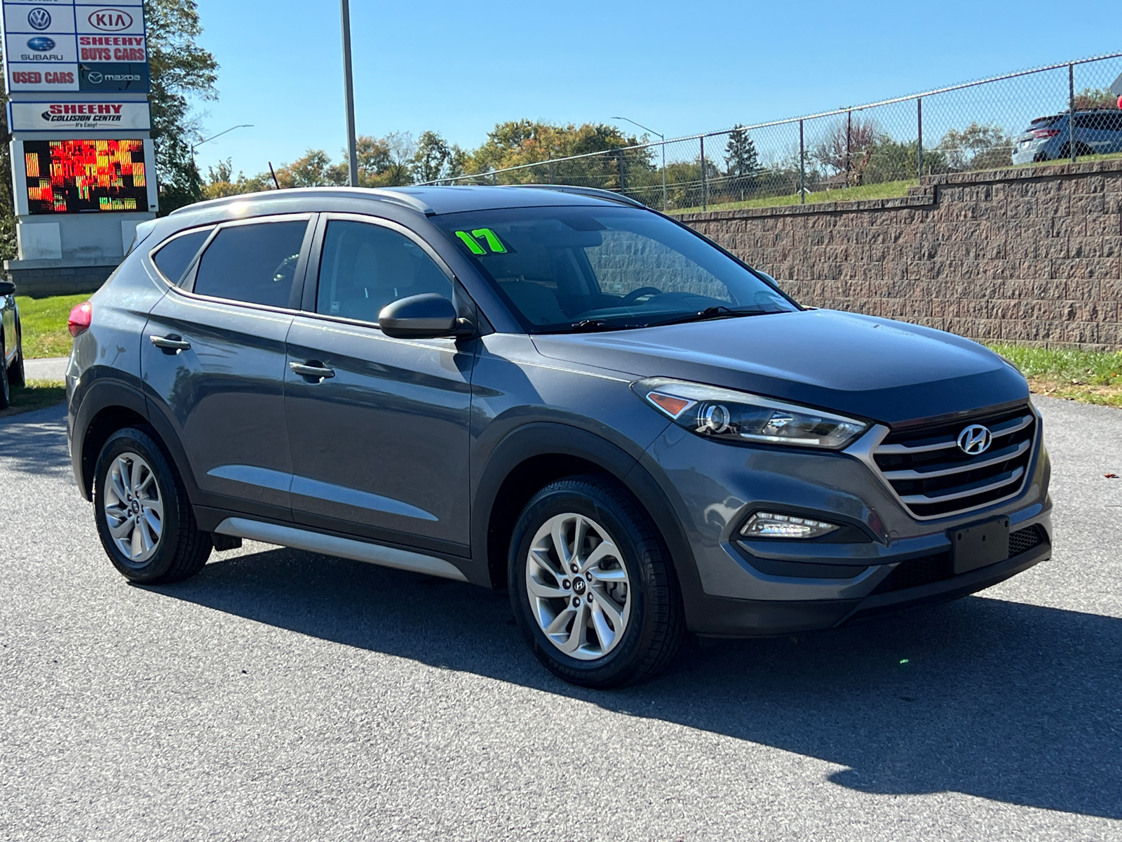 2017 Hyundai Tucson SE 1