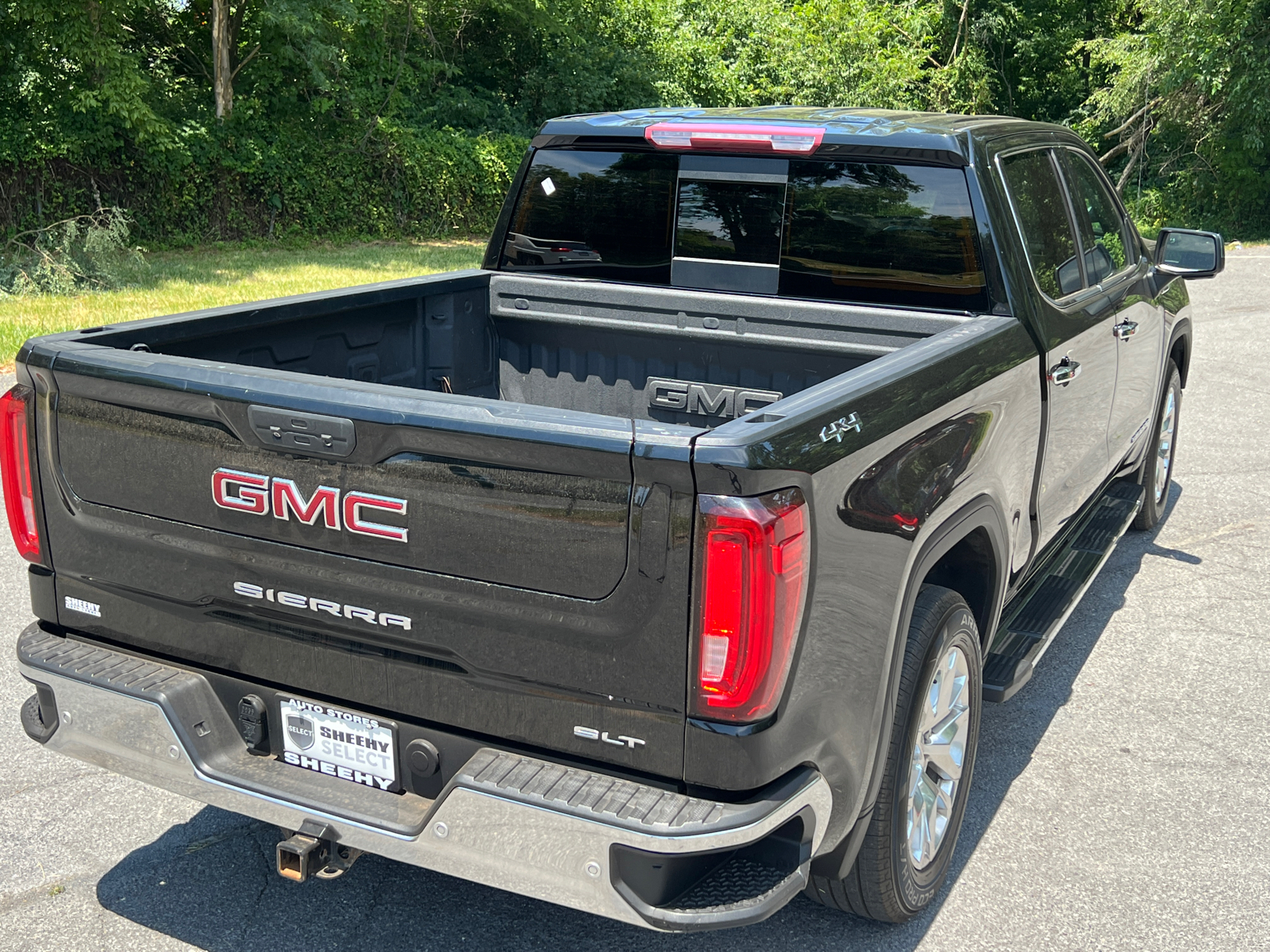 2020 GMC Sierra 1500 SLT 16