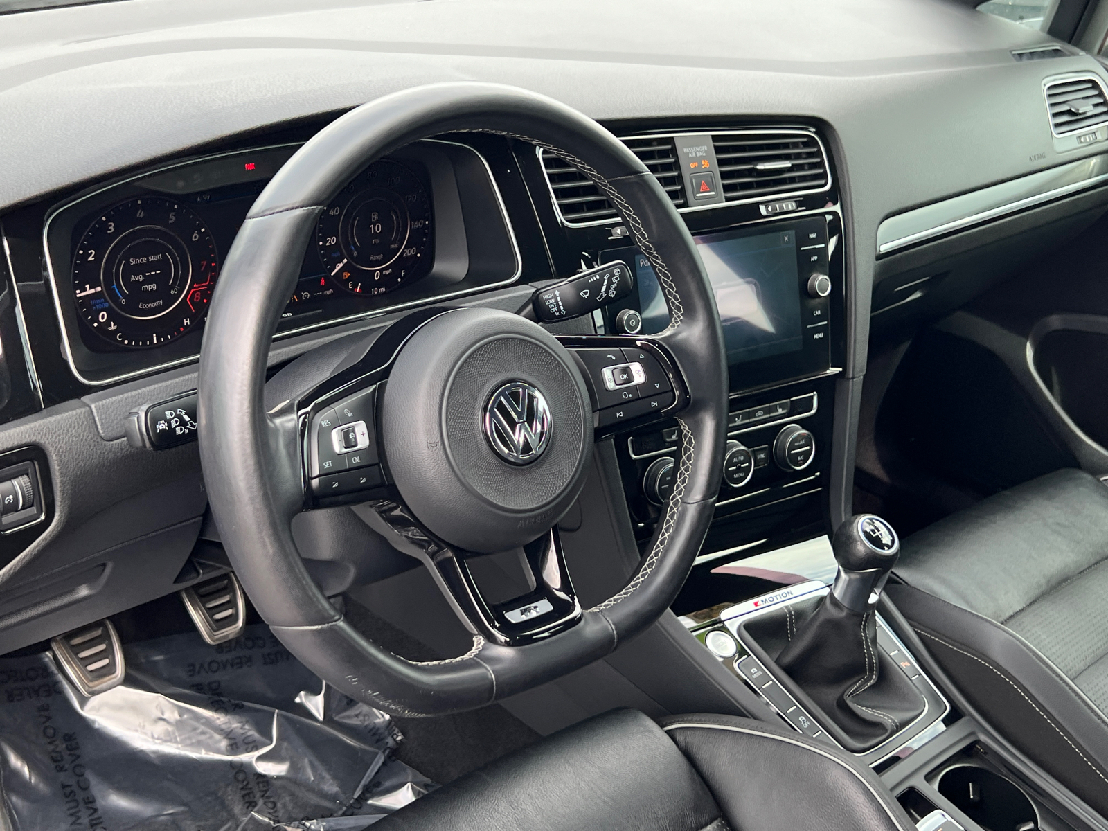 2018 Volkswagen Golf R DCC & Navigation 4Motion 19