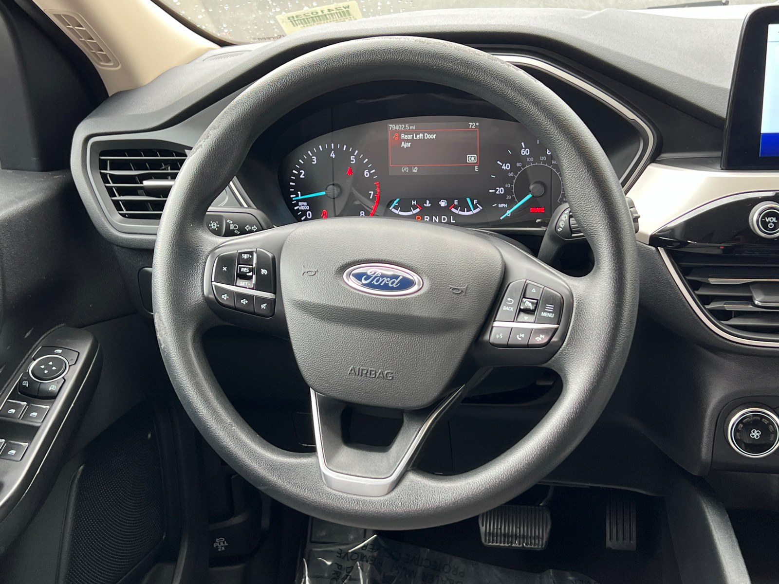 2020 Ford Escape SE 17