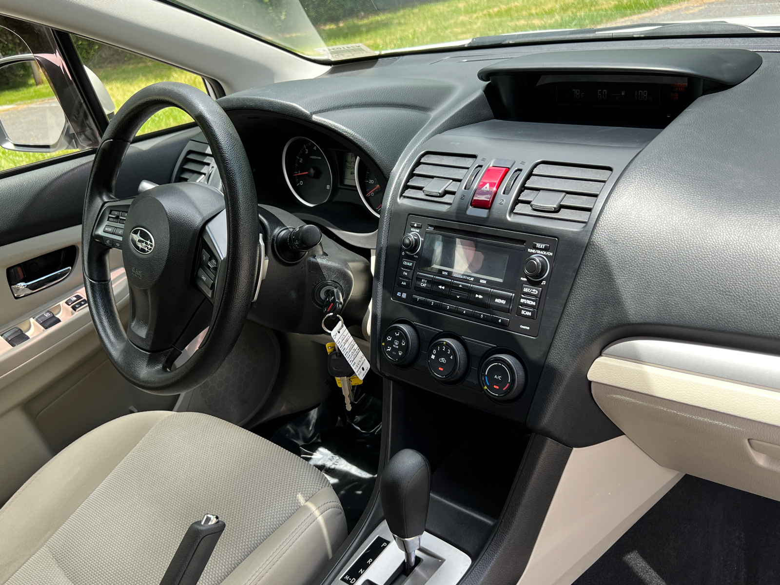 2013 Subaru XV Crosstrek 2.0i Premium 10