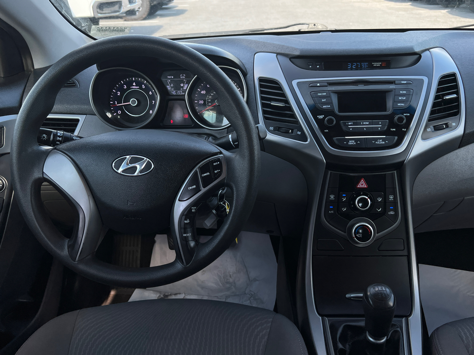 2014 Hyundai Elantra SE 16