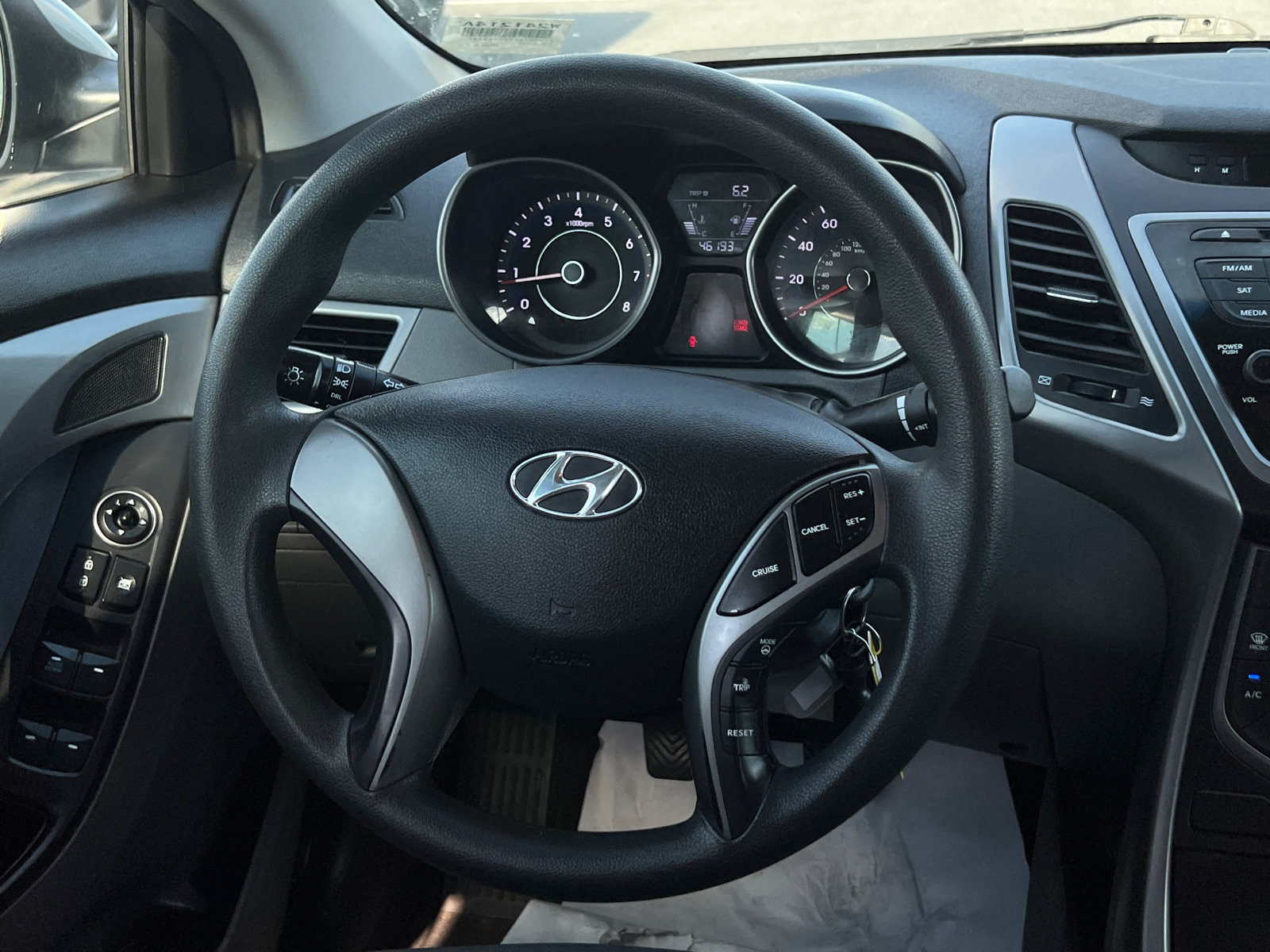 2014 Hyundai Elantra SE 17