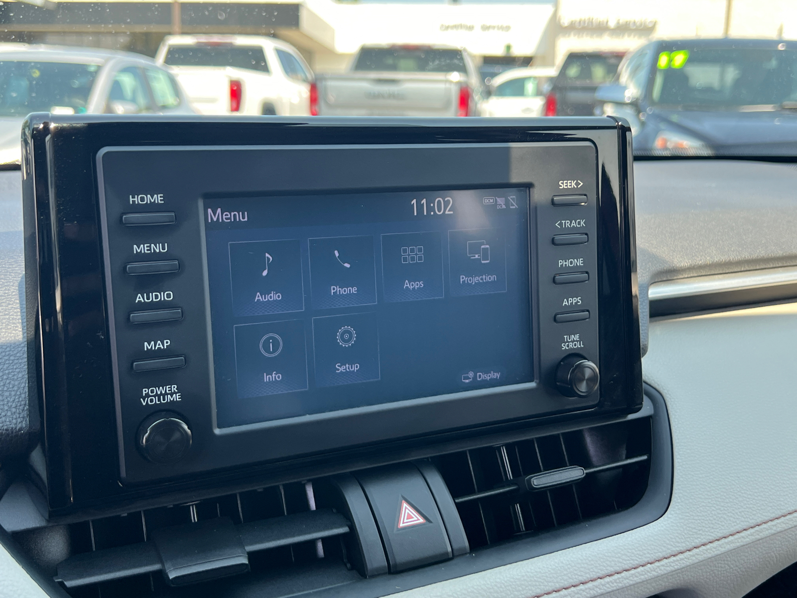 2019 Toyota RAV4 XLE 26