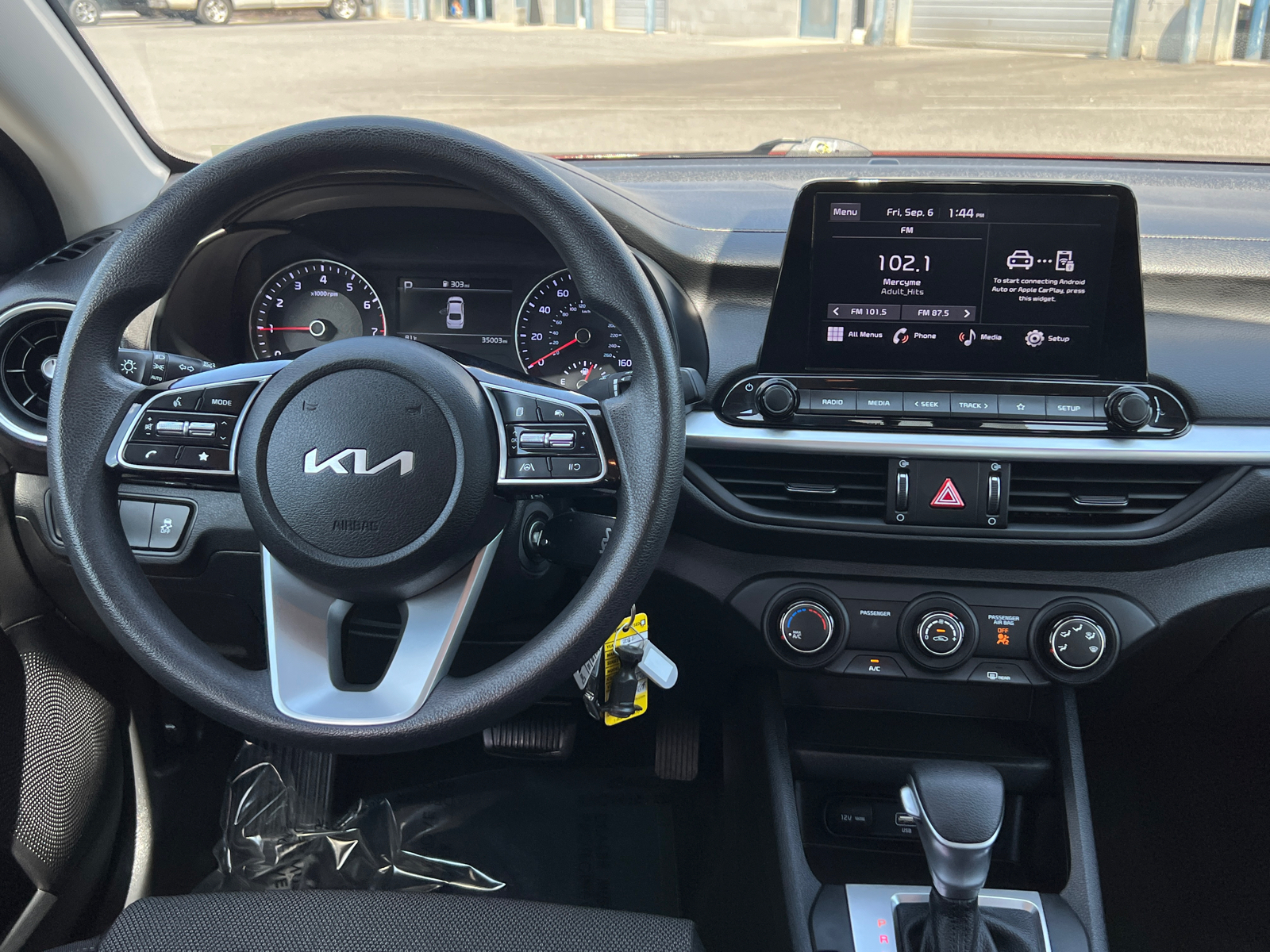 2022 Kia Forte LXS 16