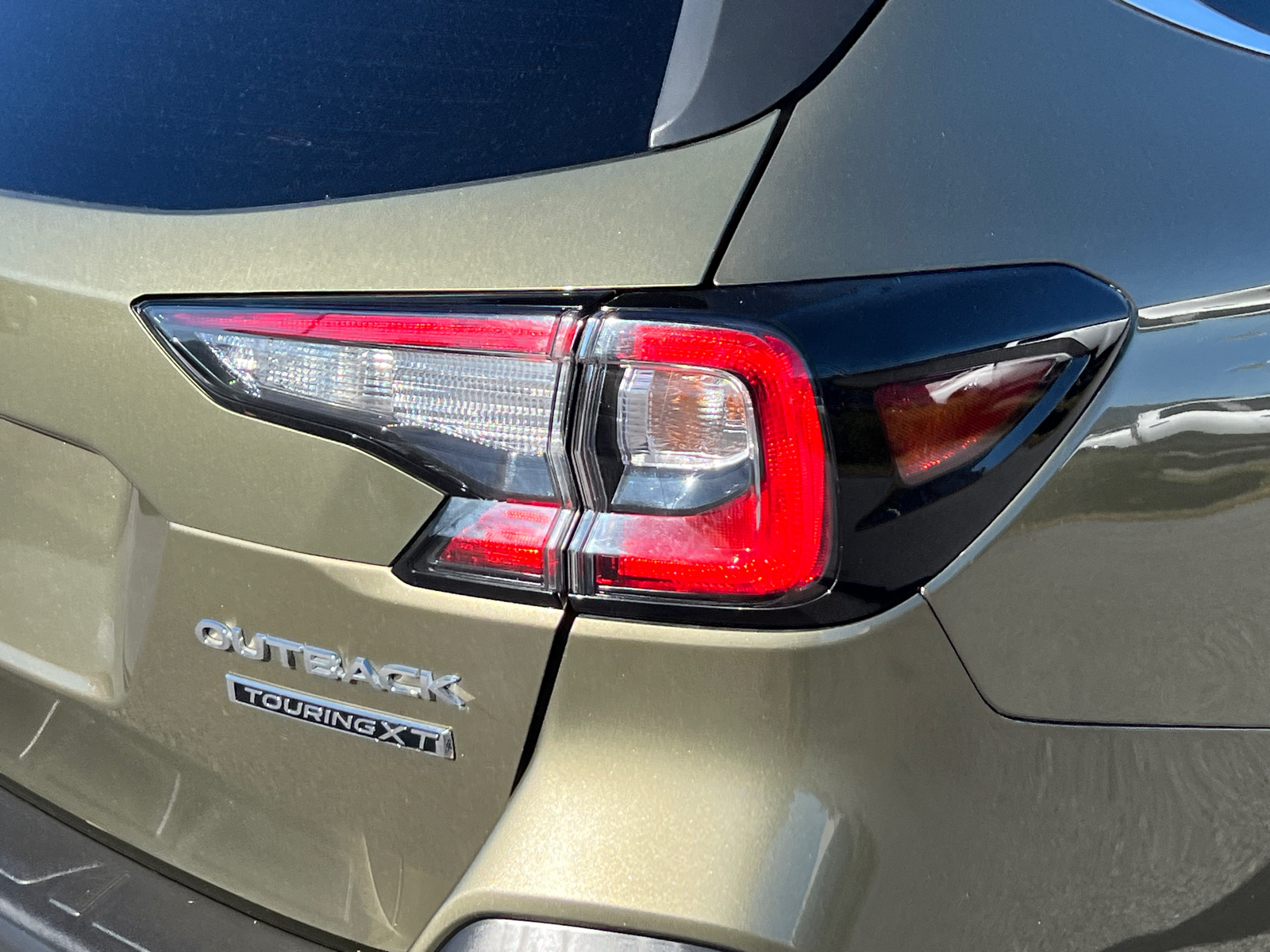 2021 Subaru Outback Touring XT 6