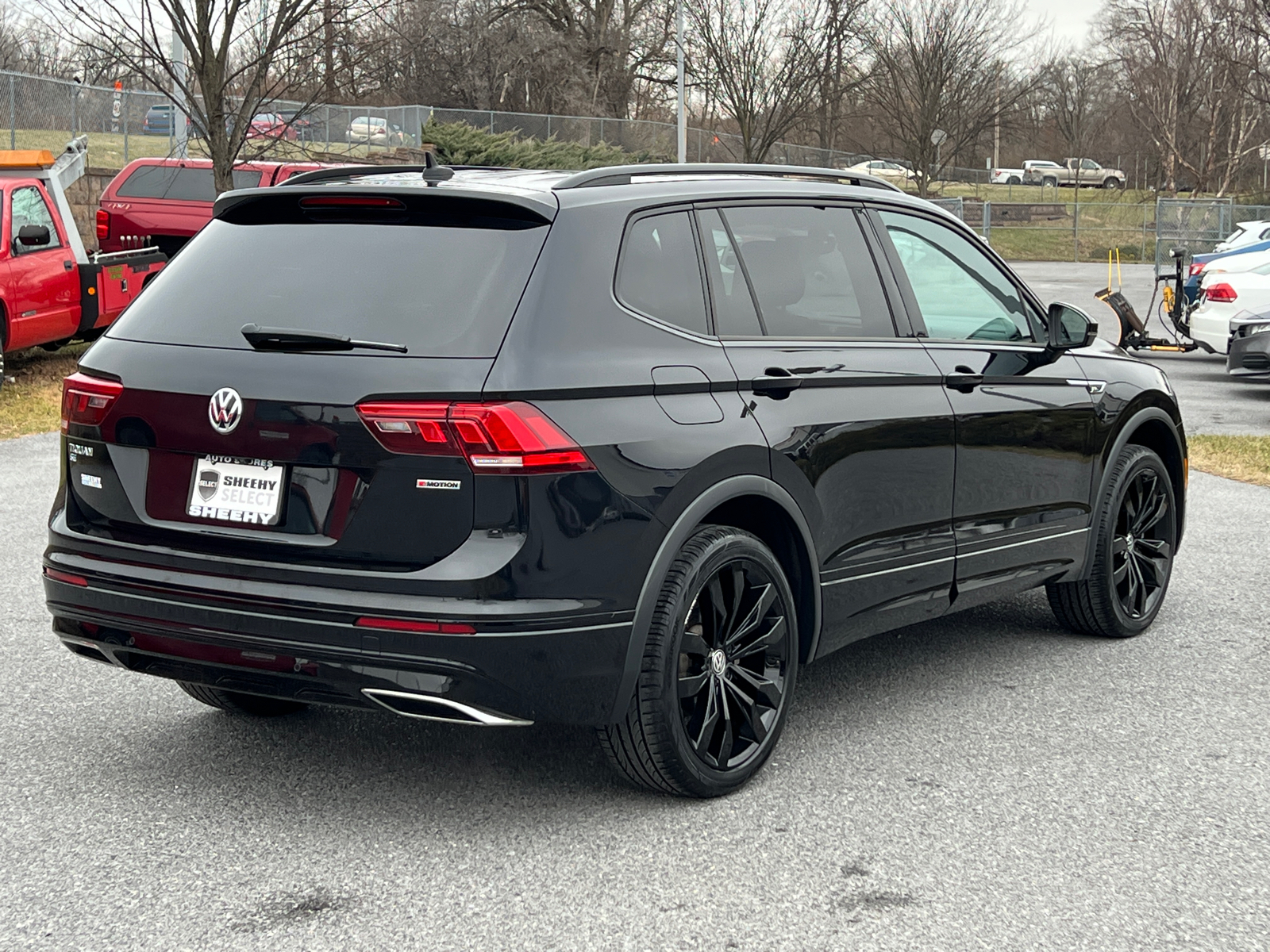 2021 Volkswagen Tiguan 2.0T SE R-Line Black 5