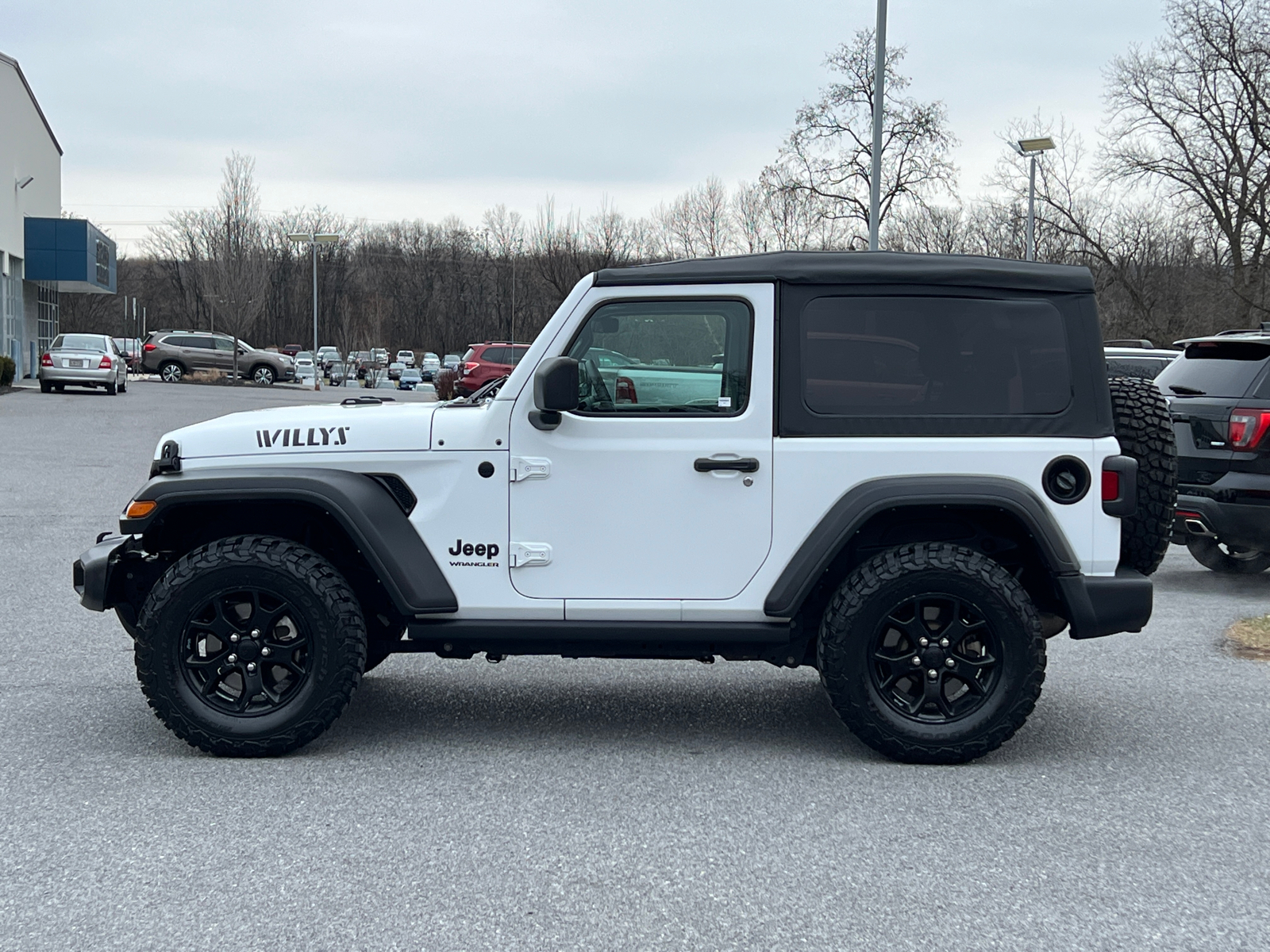 2022 Jeep Wrangler Willys 3