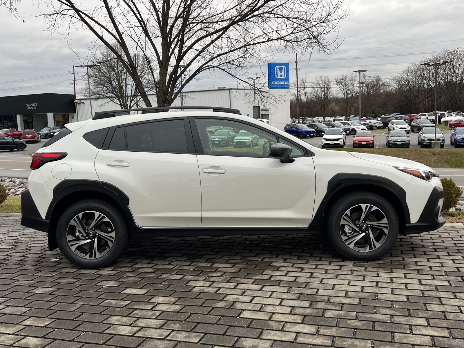 2024 Subaru Crosstrek Premium 2