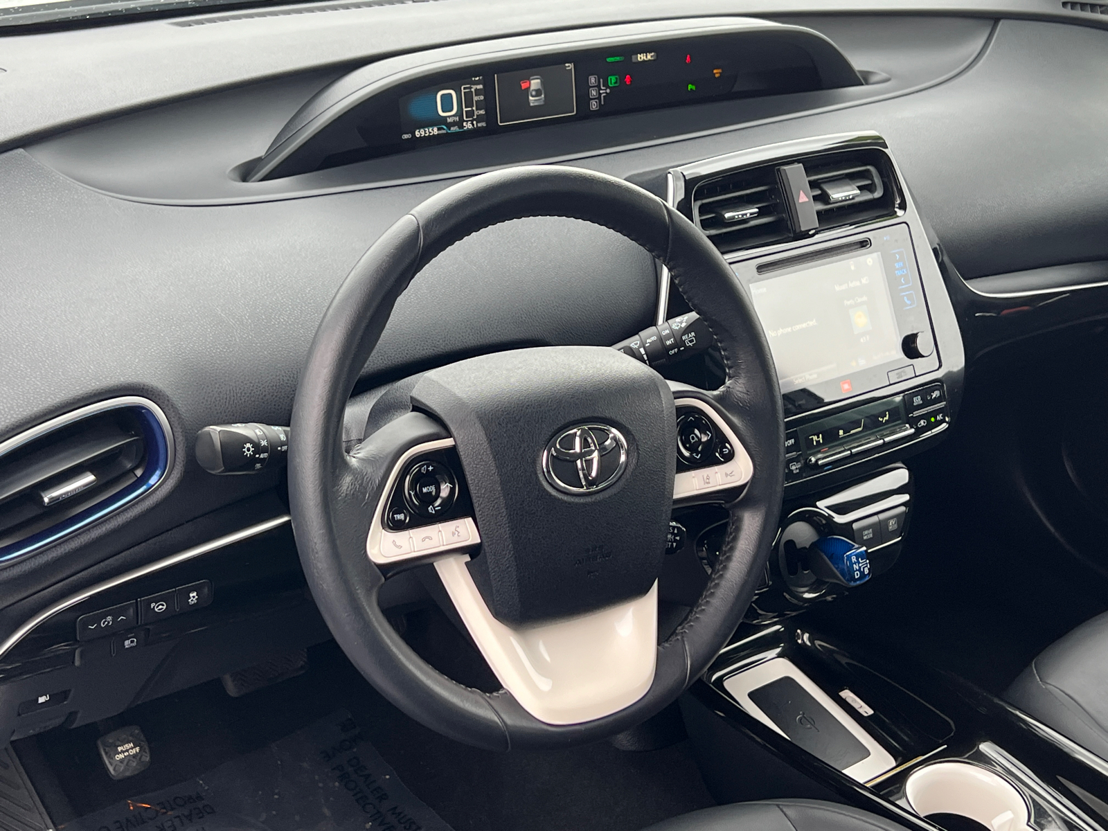 2016 Toyota Prius Four Touring 18