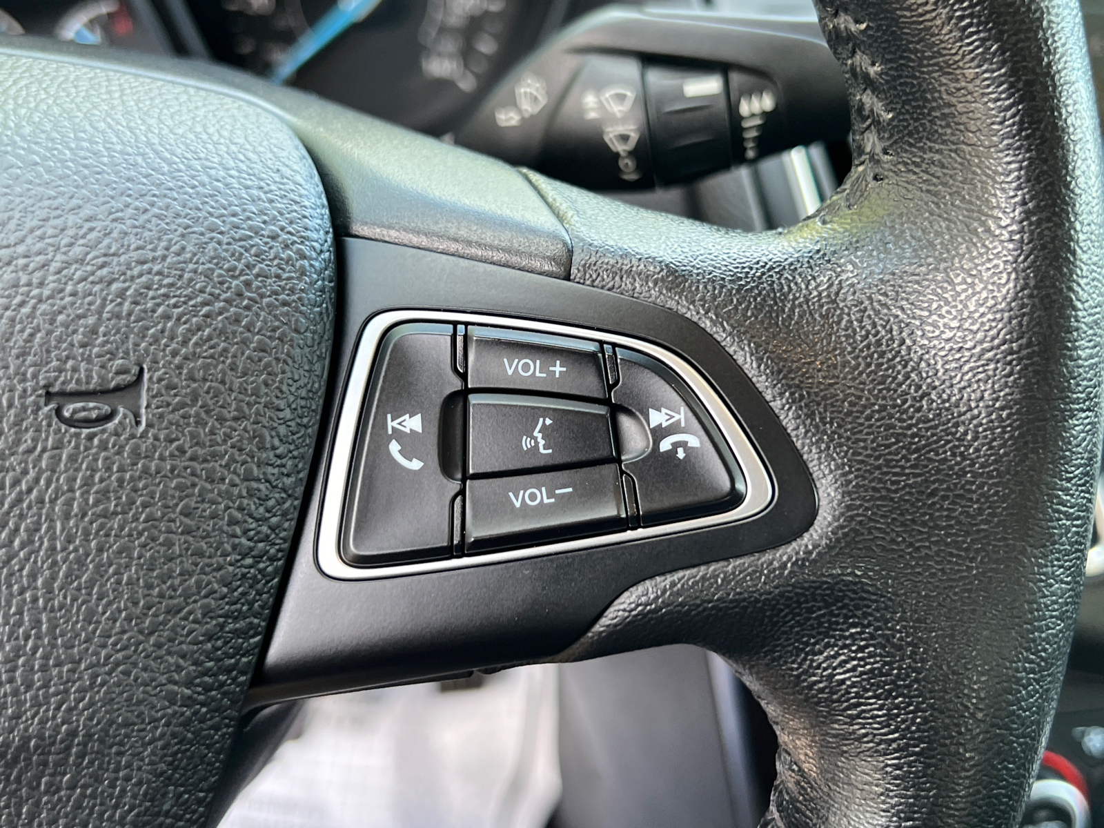 2018 Ford Focus Titanium 23