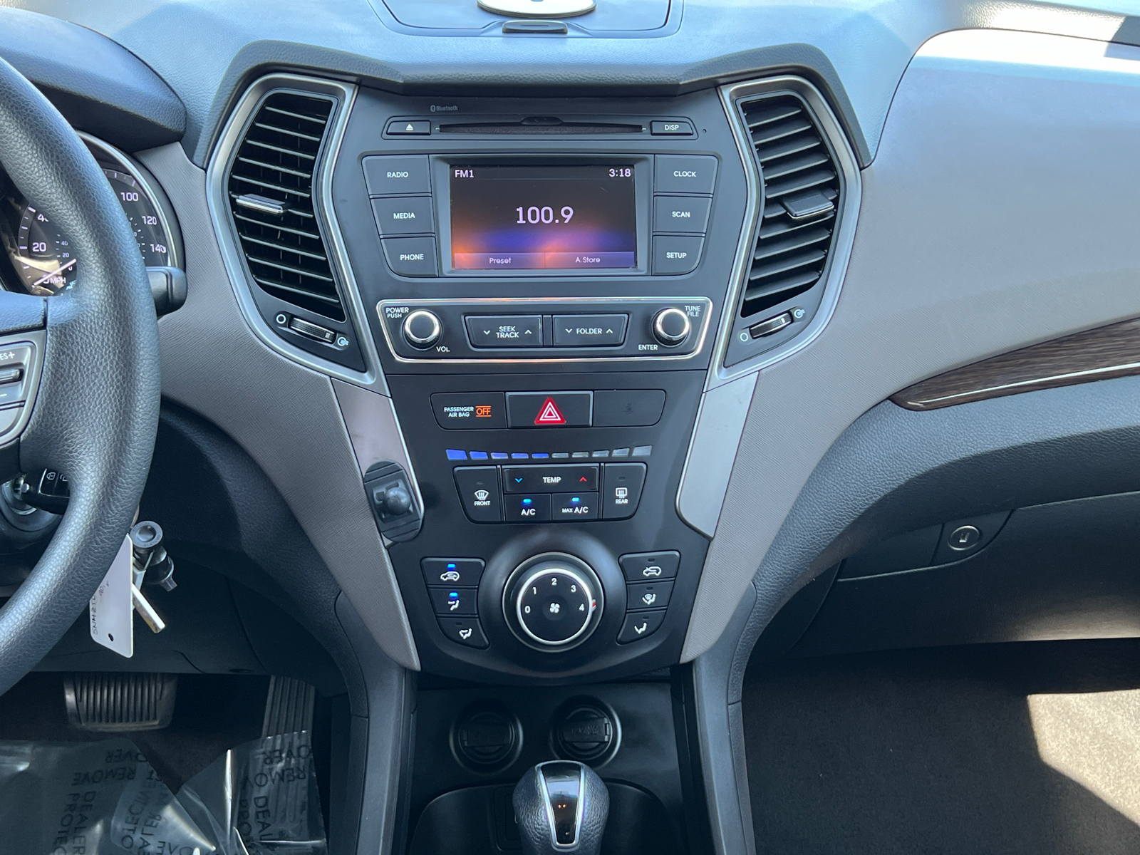 2018 Hyundai Santa Fe Sport 2.4 Base 18