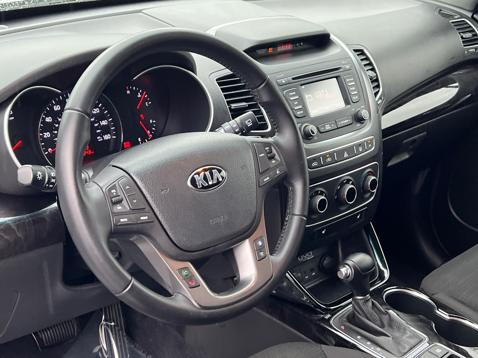 2015 Kia Sorento LX 19