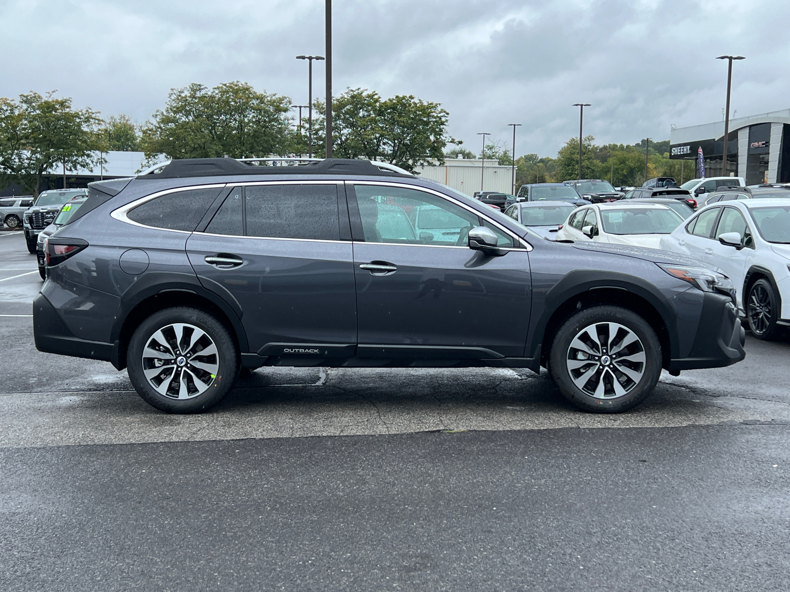 2025 Subaru Outback Touring 2