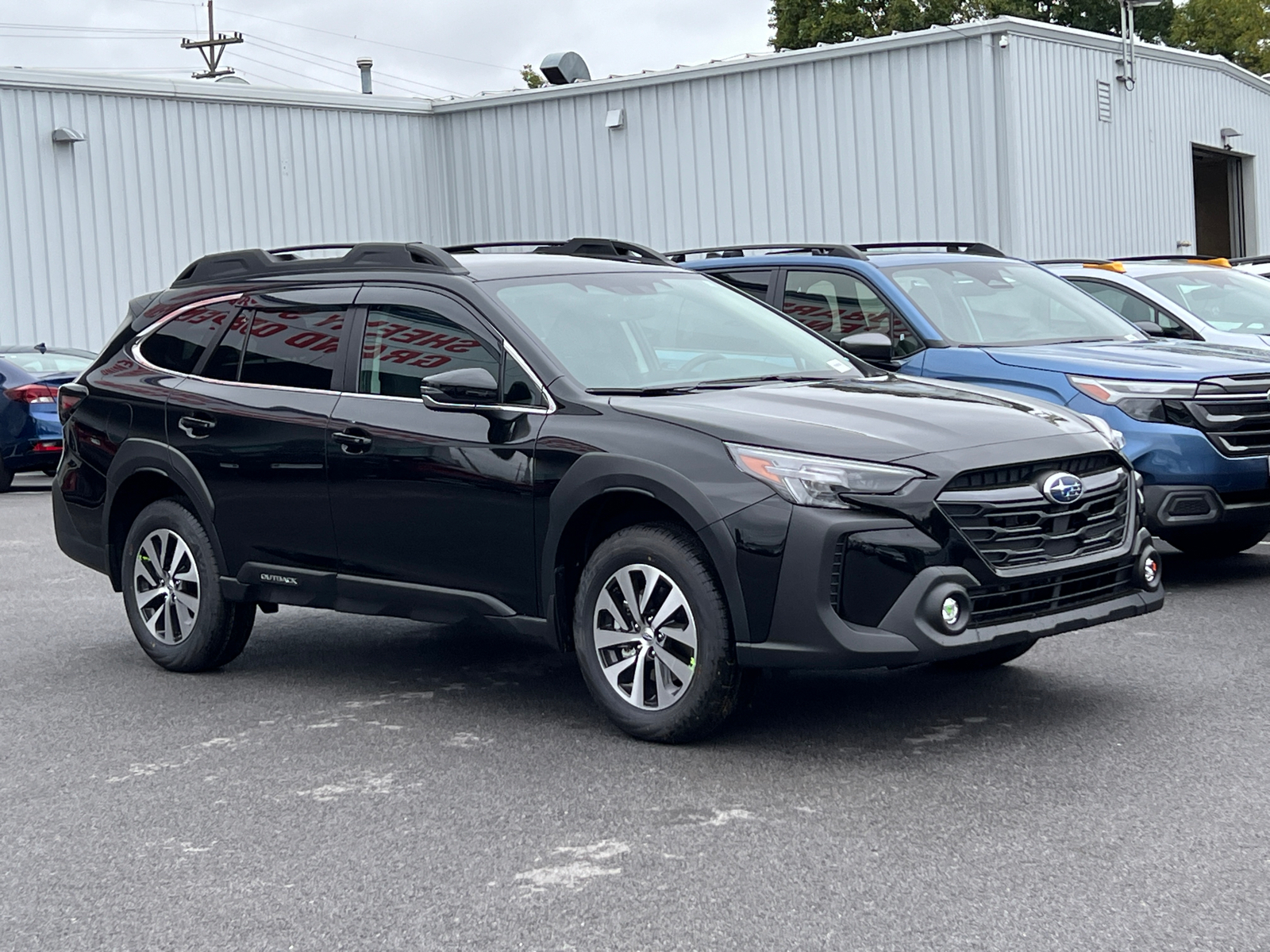 2025 Subaru Outback Premium 1