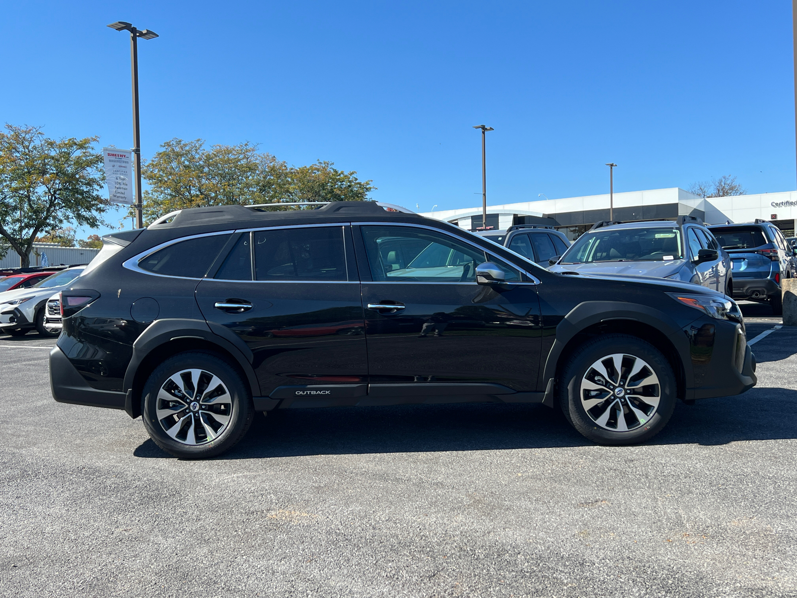 2025 Subaru Outback Touring 2