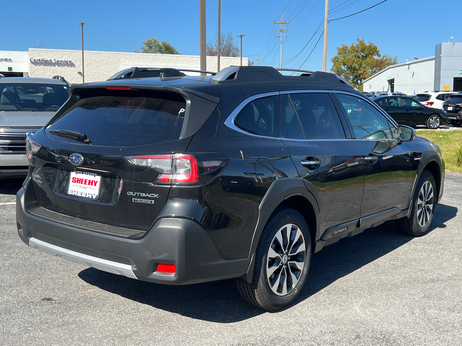 2025 Subaru Outback Touring 3