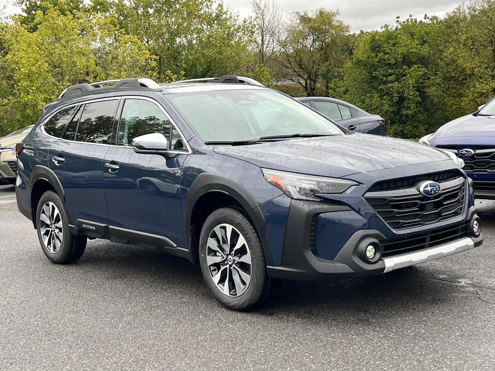 2025 Subaru Outback Touring 1